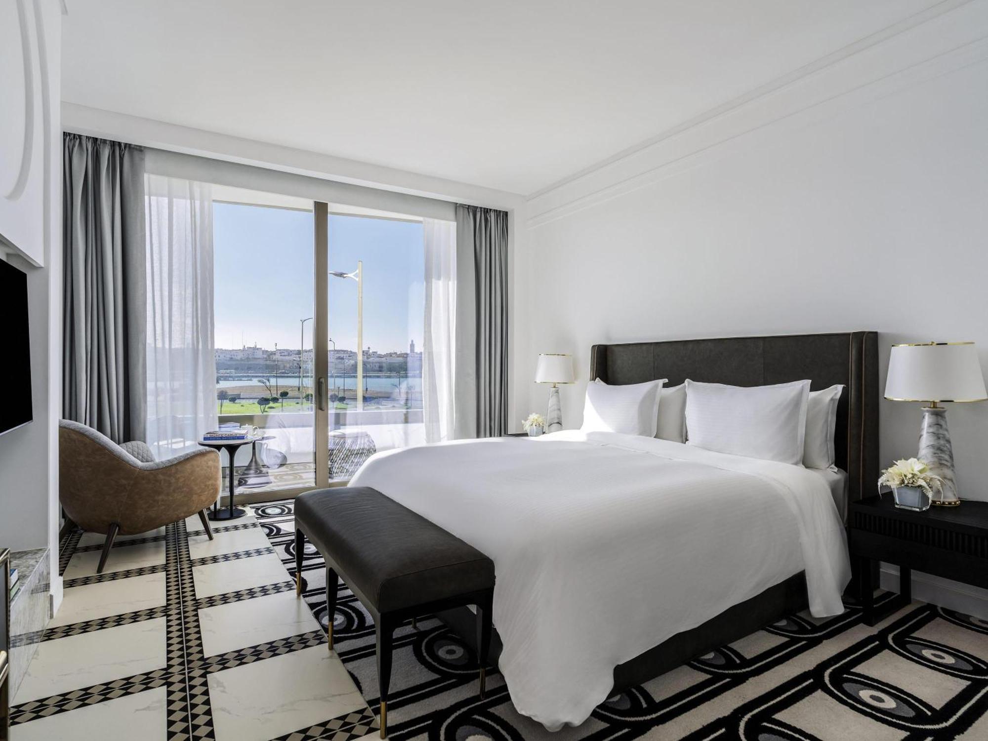 Fairmont King Room Balcony Ocean or City views,1718546917:JPEG