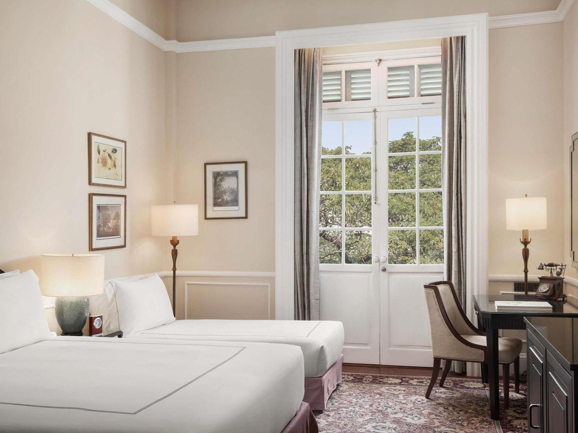 Landmark Twin Room