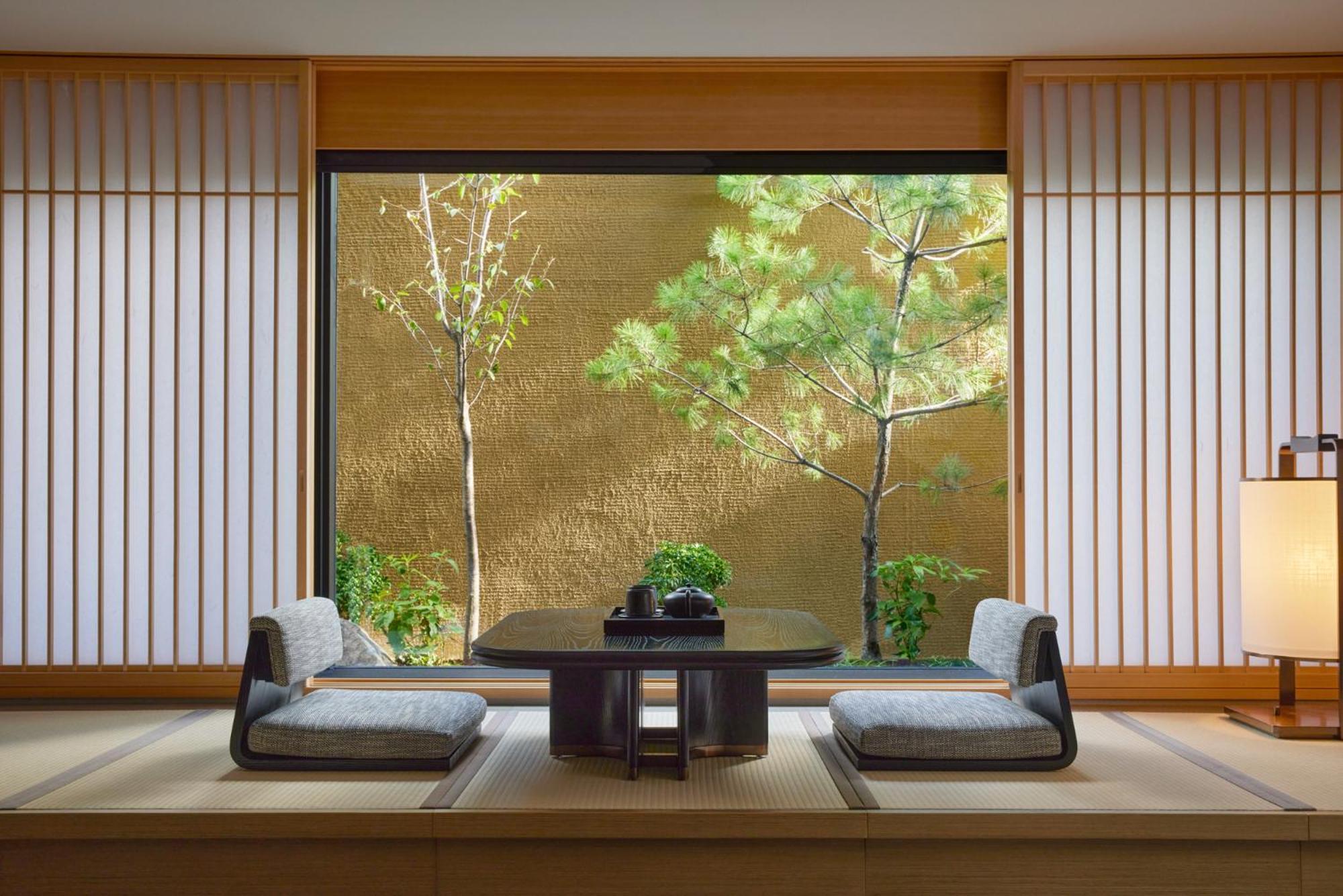 Premier Suite Garden View Twin