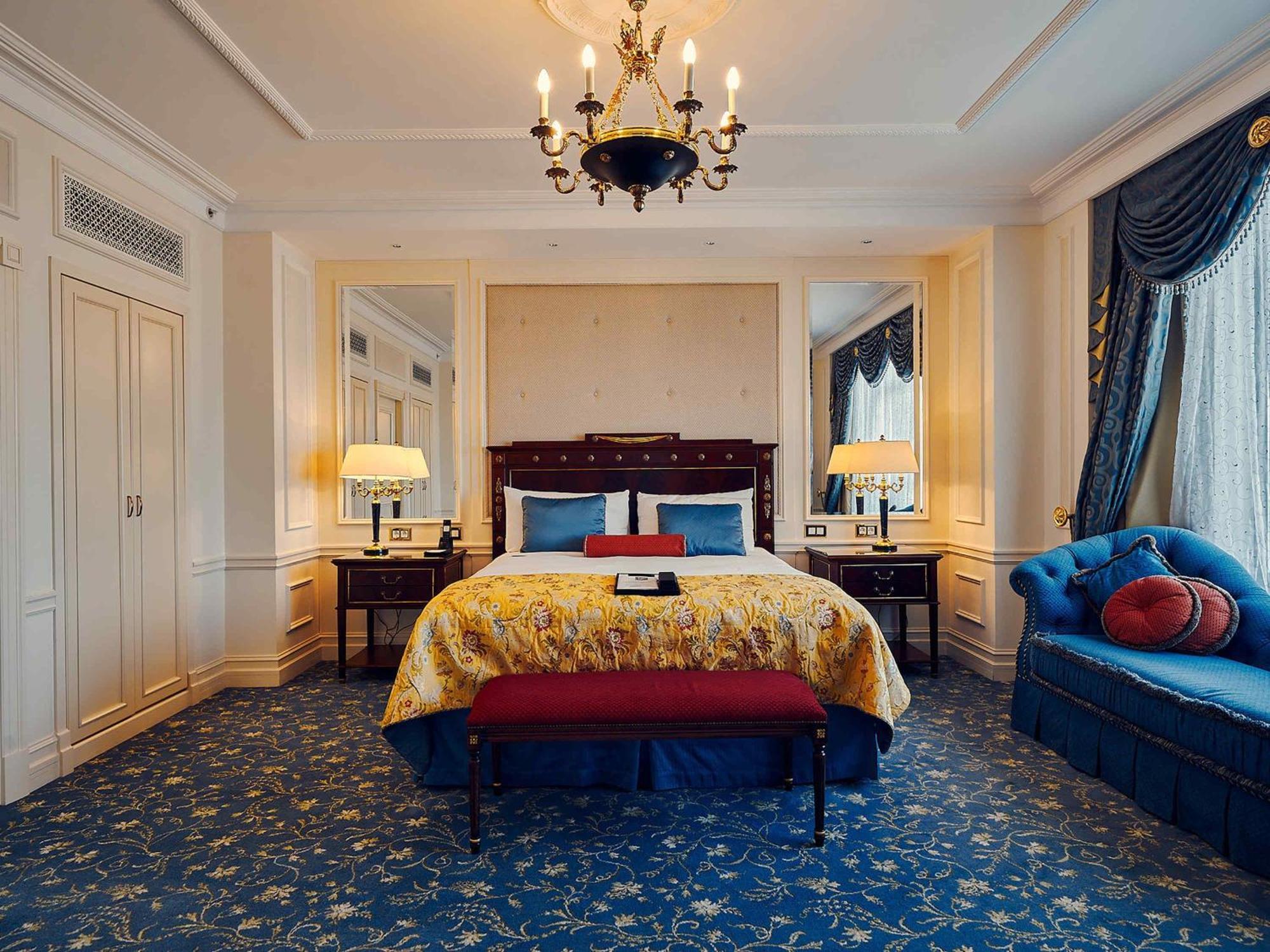 One Bedroom King Suite with City View