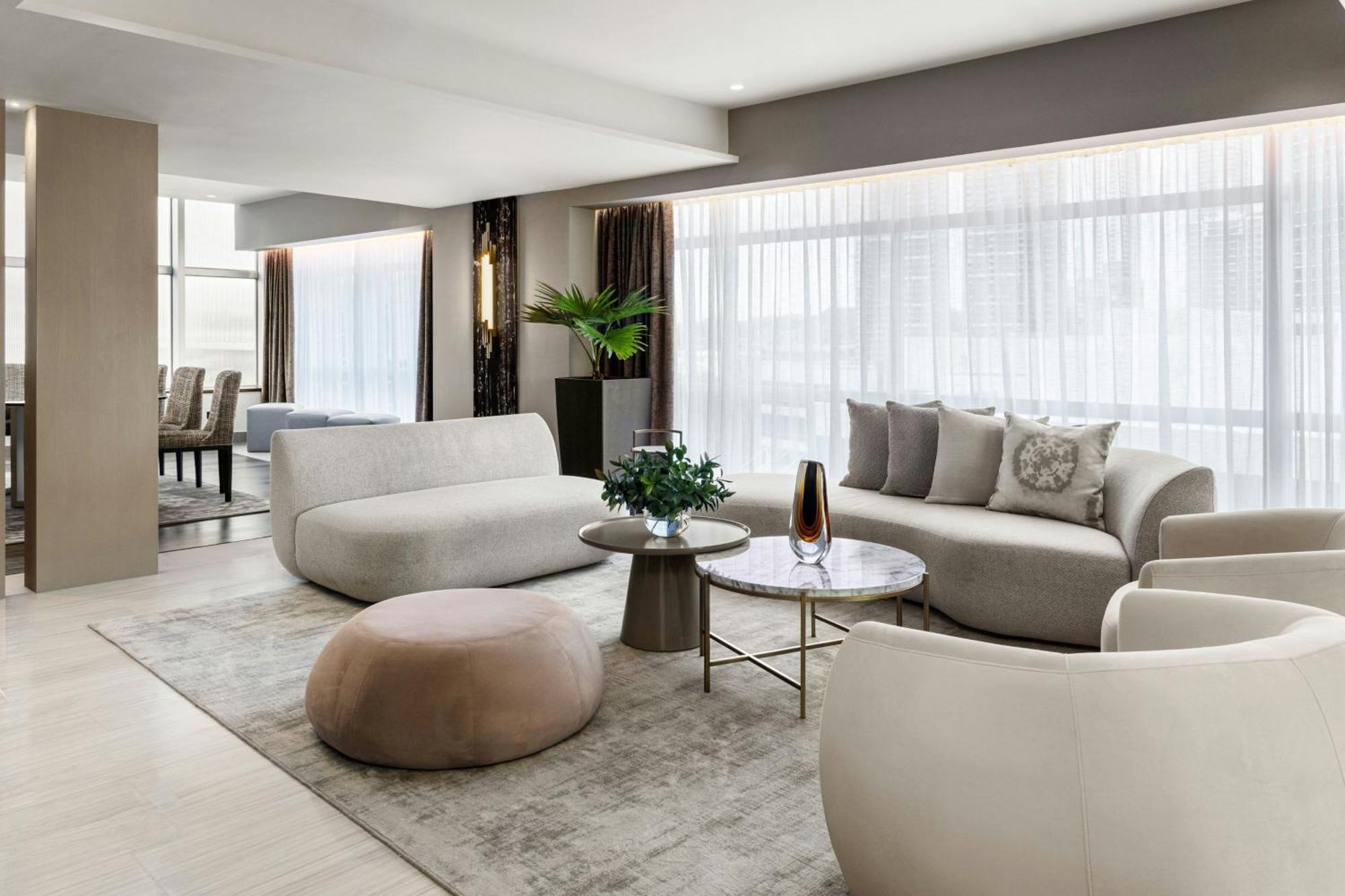 Master King Suite