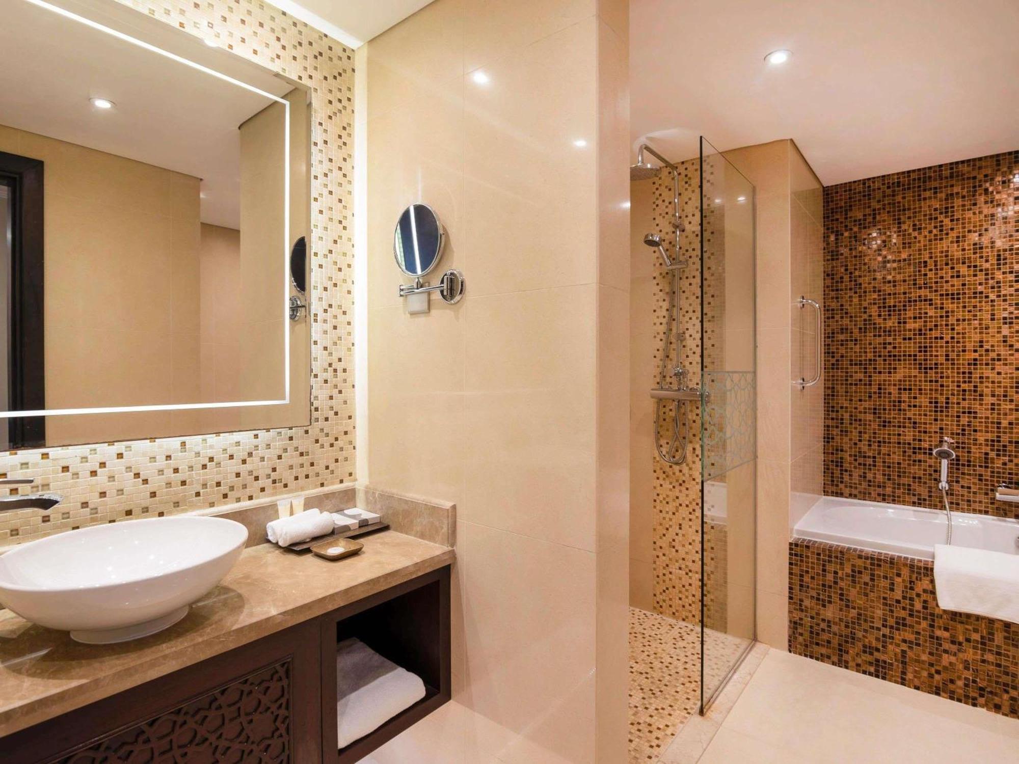 One-Bedroom Suite with Two Queen Beds
