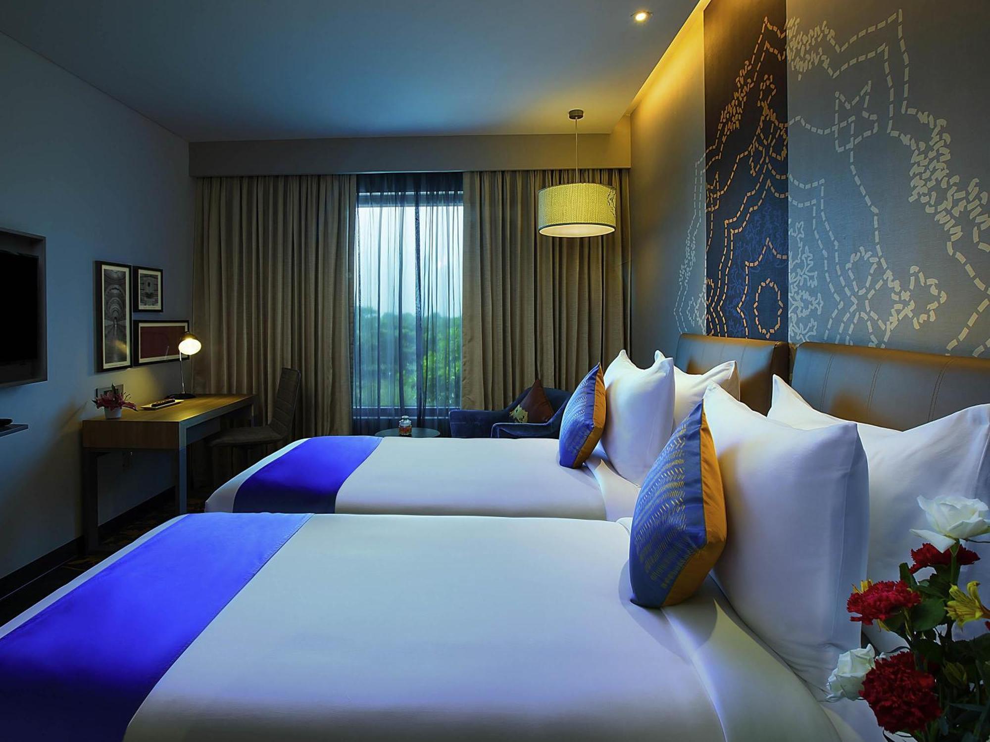Deluxe Twin with Complimentary Indian afternoon Tea @Alfresco, 20% off on Food & Soft Beverage & SPA, Early Check-in & Late Check-out (Subject to Availability) and Happy Hours 1+1 on IMFL at Silk Bar/Galleria