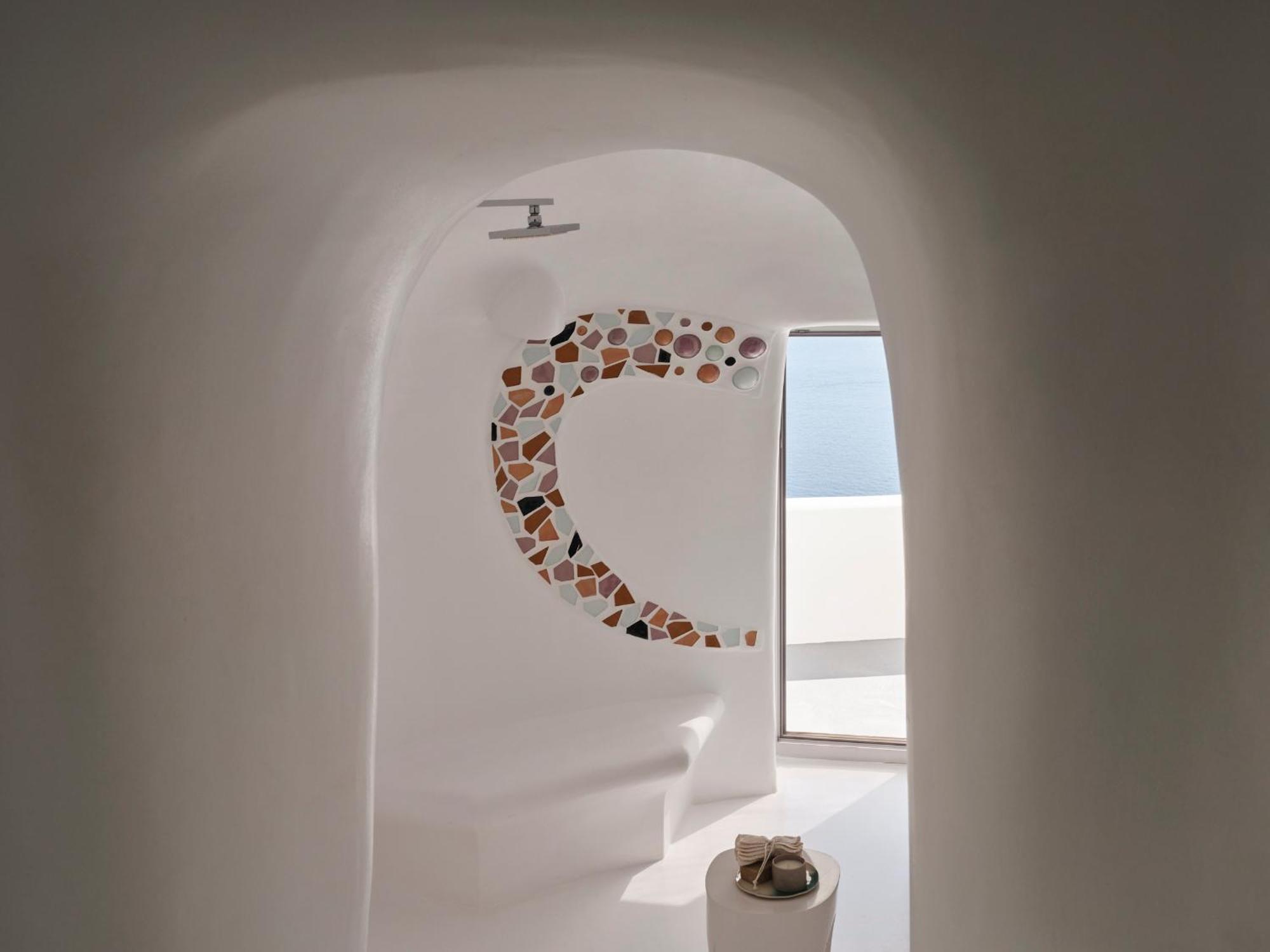 Honeymoon Suite with Outdoor Hot Tub