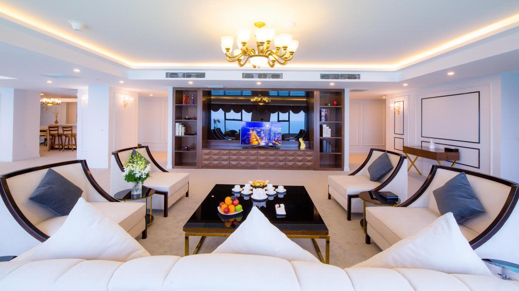 Presidential Suite