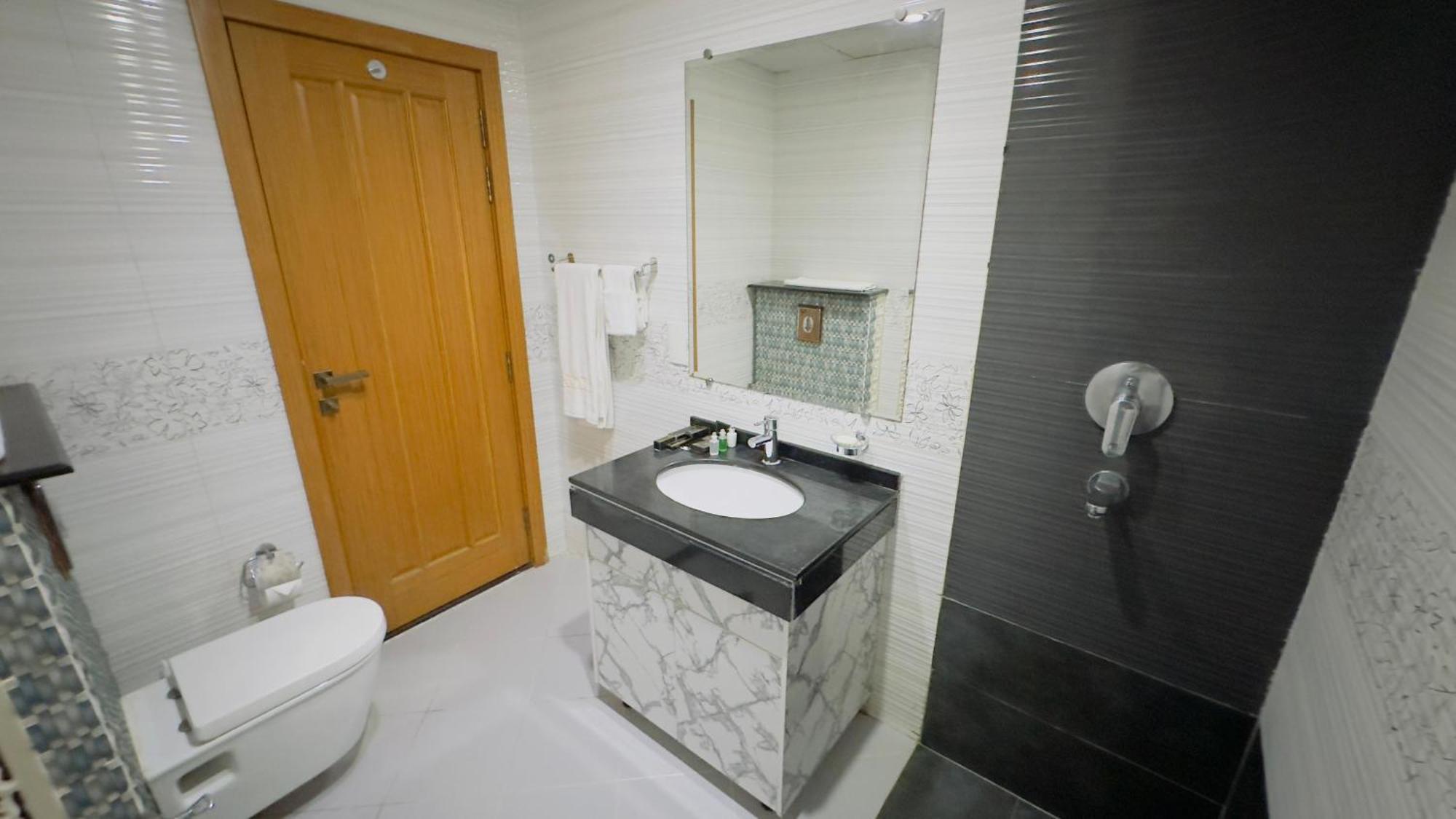 Family Two-Bedroom Apartment with View