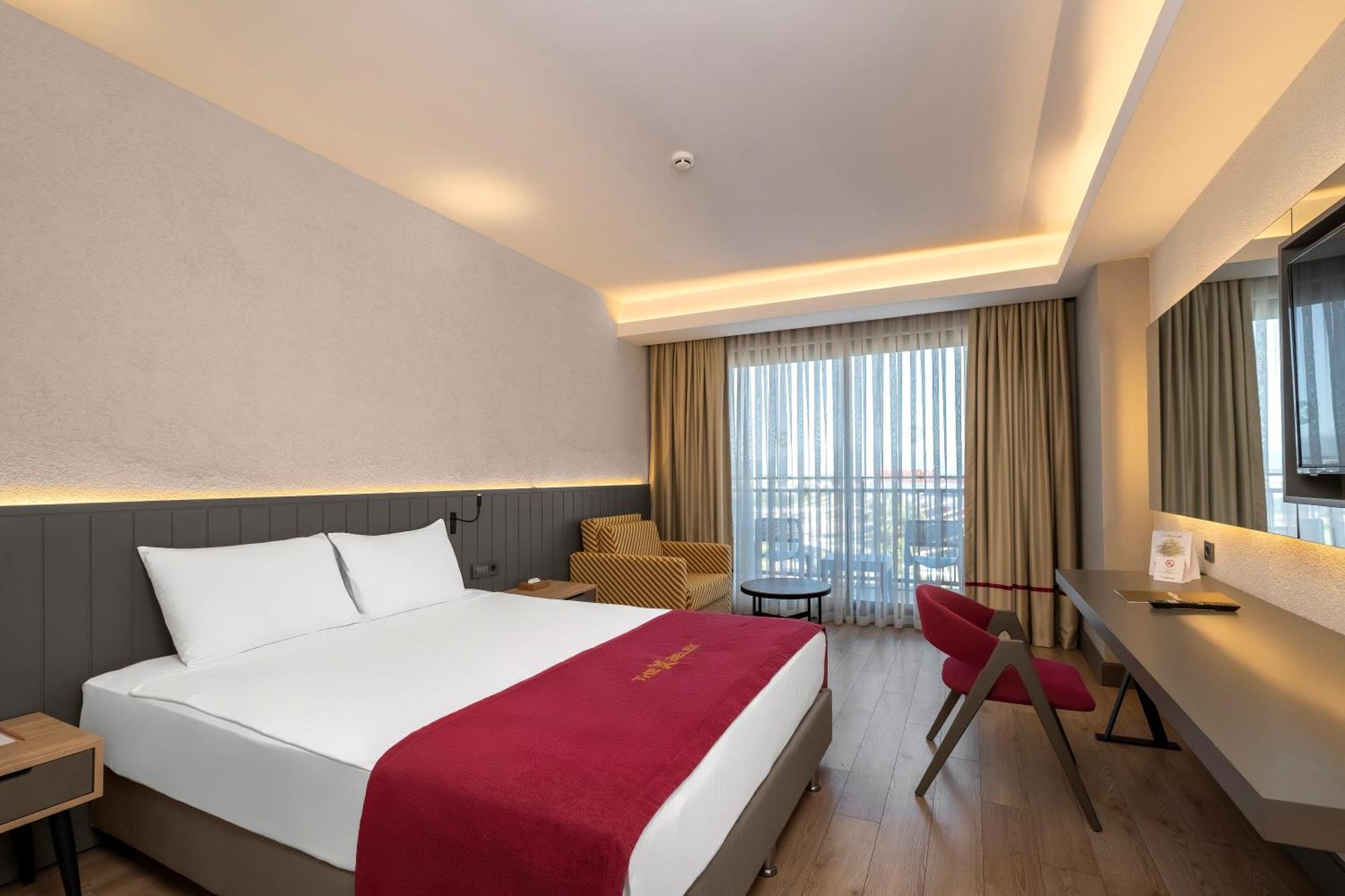 Double Room,1735235193:JPEG