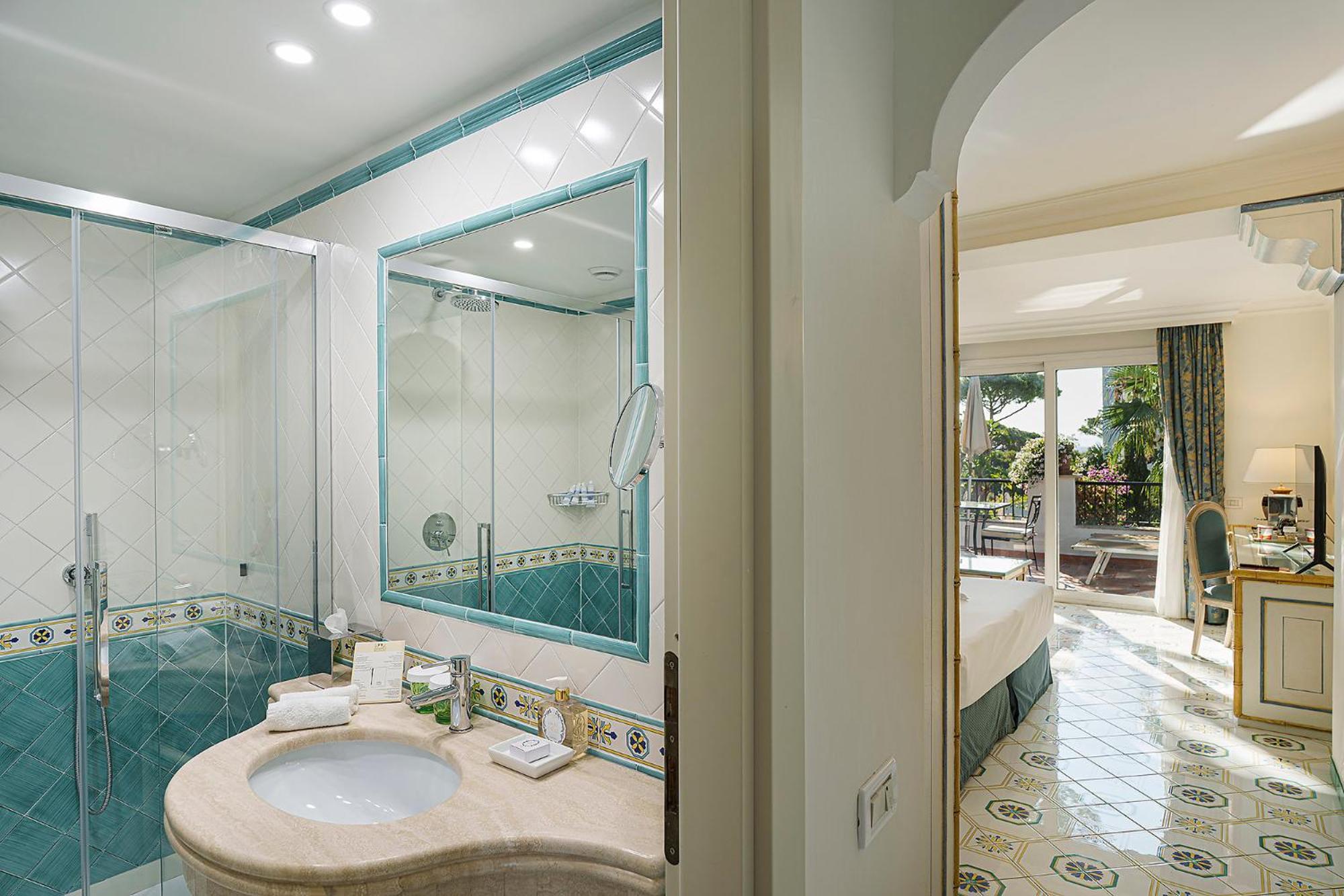 Superior Double or Twin Room with Terrace