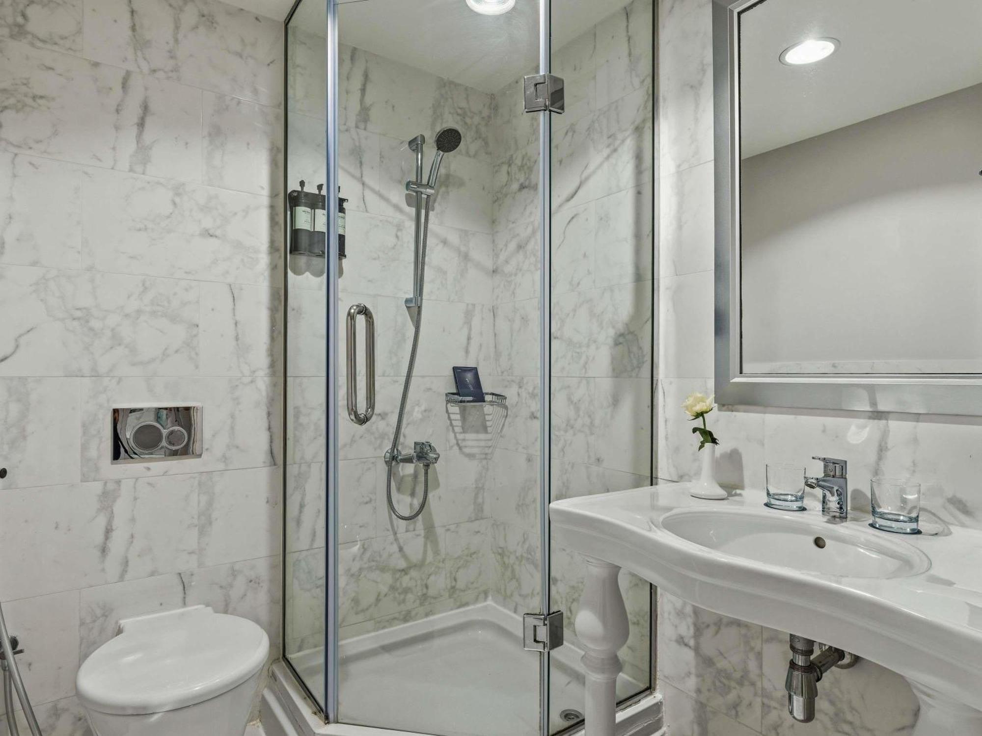 Deluxe Twin Room with Garden View