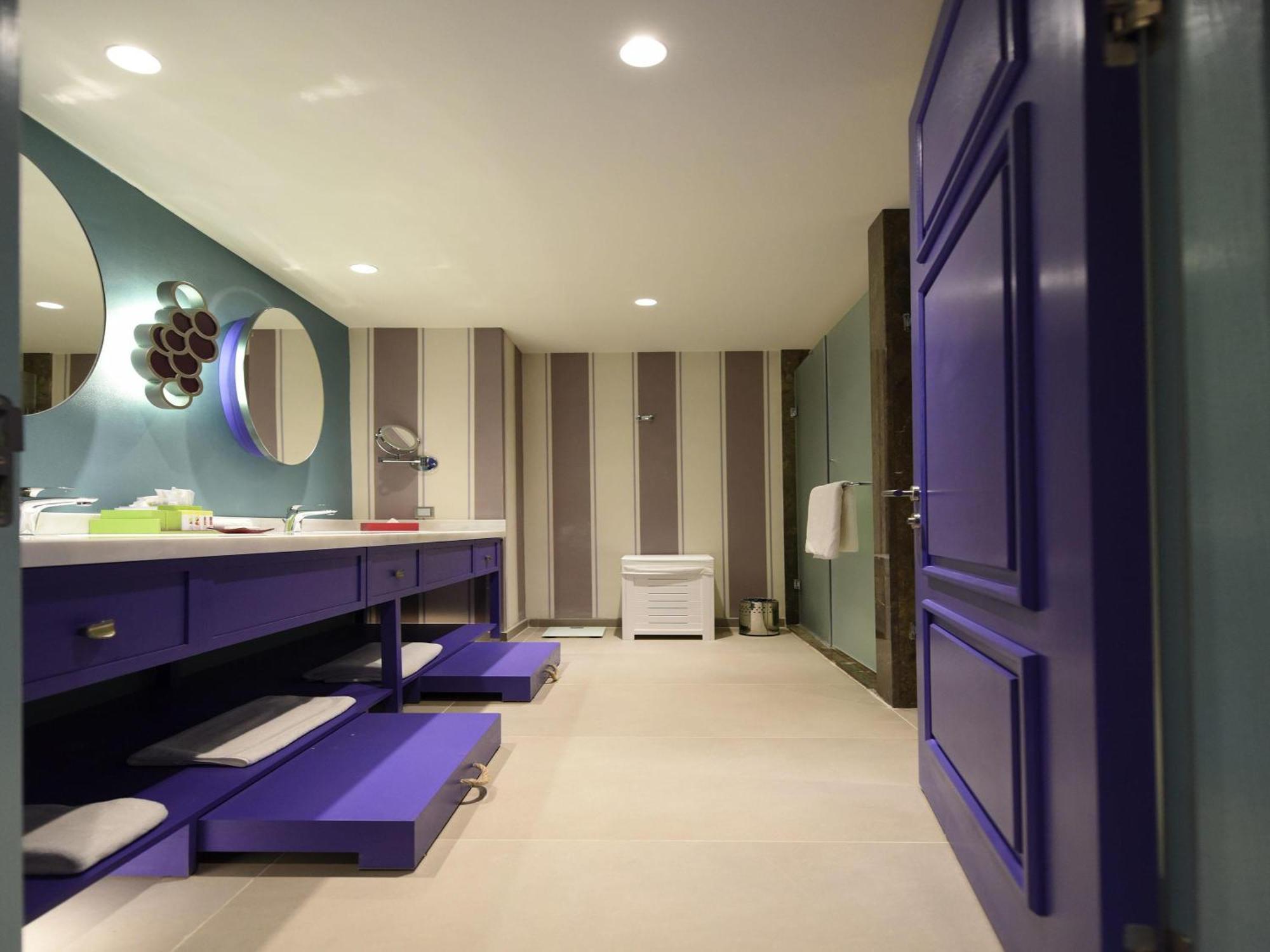 Grand Suite,1770554242:JPEG