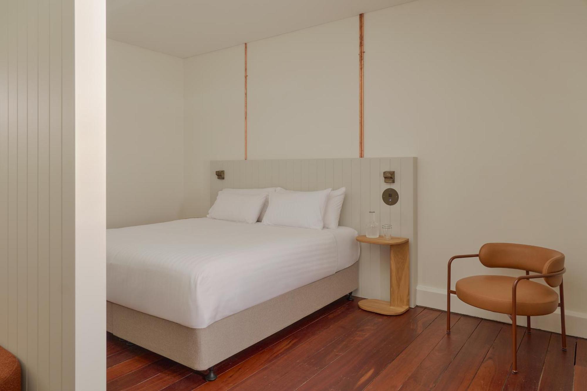 Helen Accessible Suite