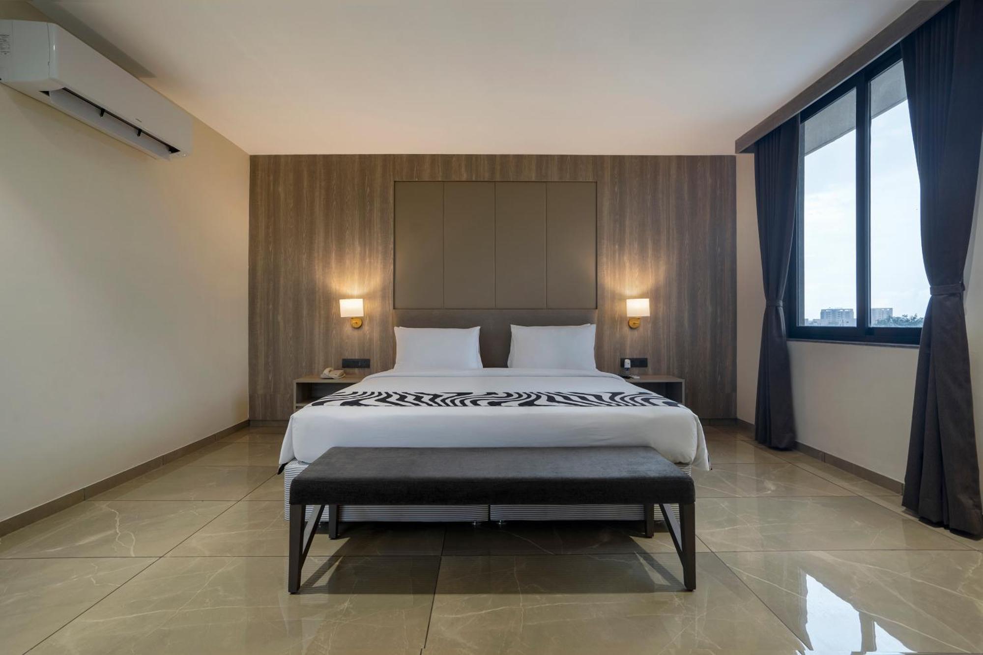 Deluxe Triple Room,1739760956:JPEG