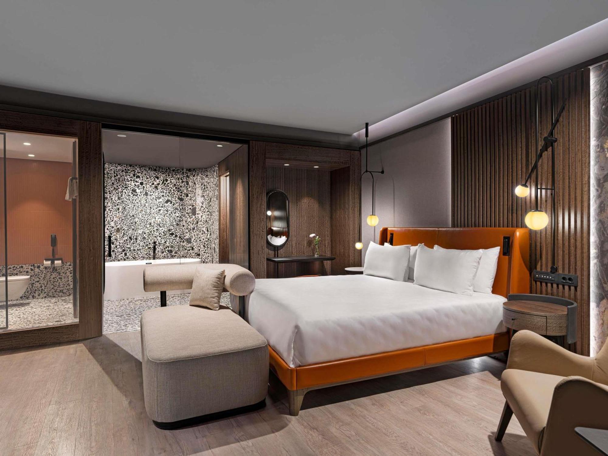 Executive One-Room Apartment,1740064270:JPEG