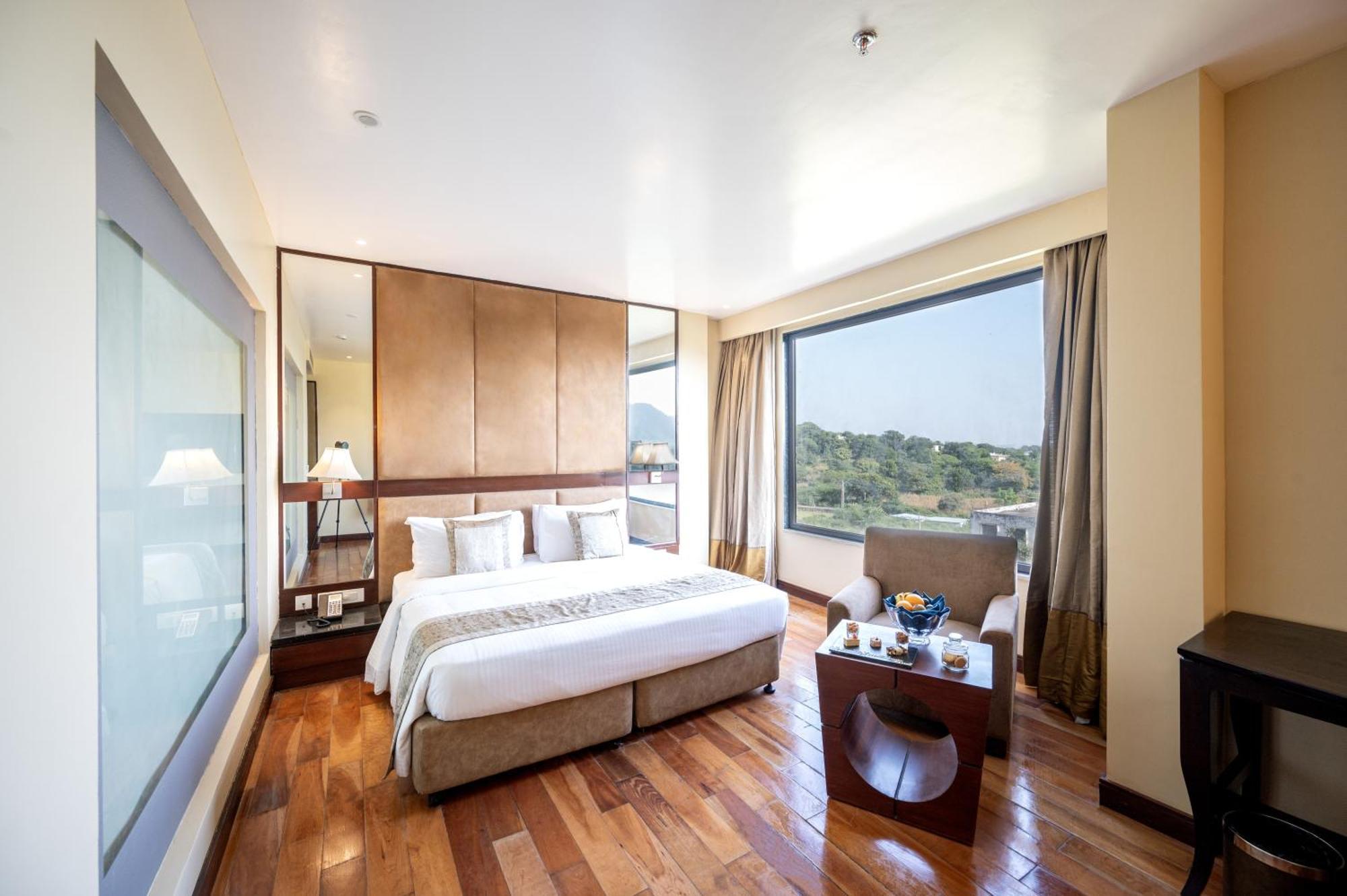 Premium Room (Enjoy 20% off on Food and Beverage, Guaranteed Early Checkin and Late Checkout)