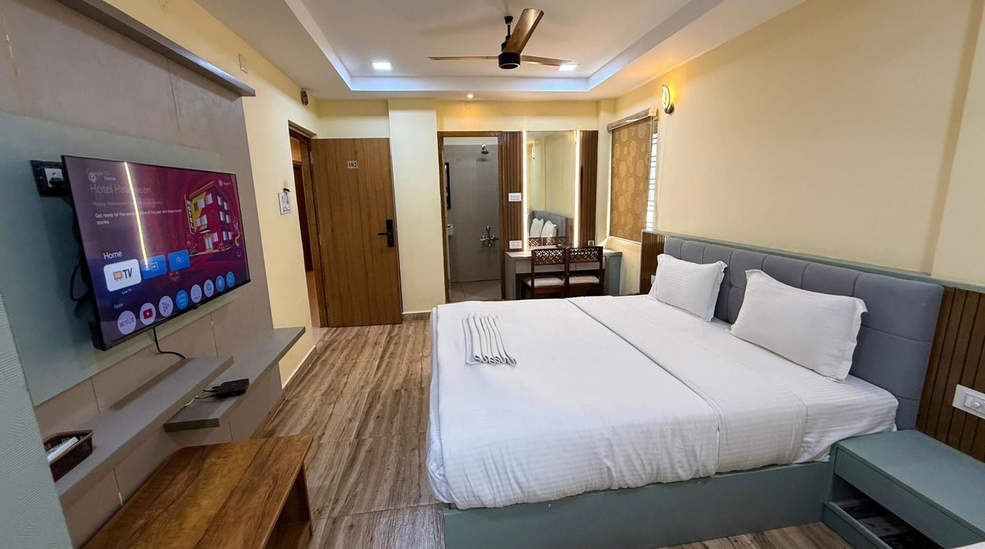 Superior Deluxe Double or Twin Room,1740390067:JPEG