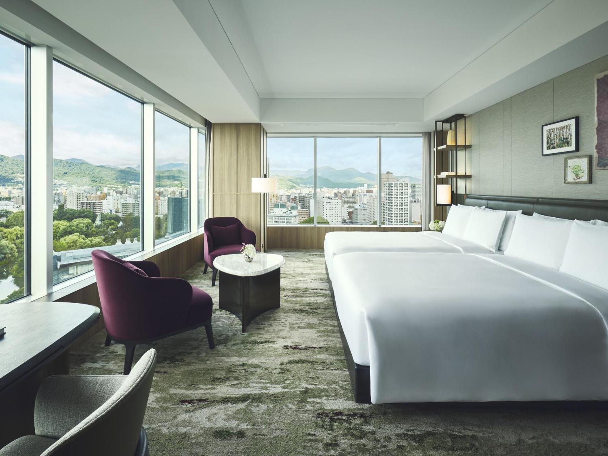 Junior Twin Suite - Club Lounge Access