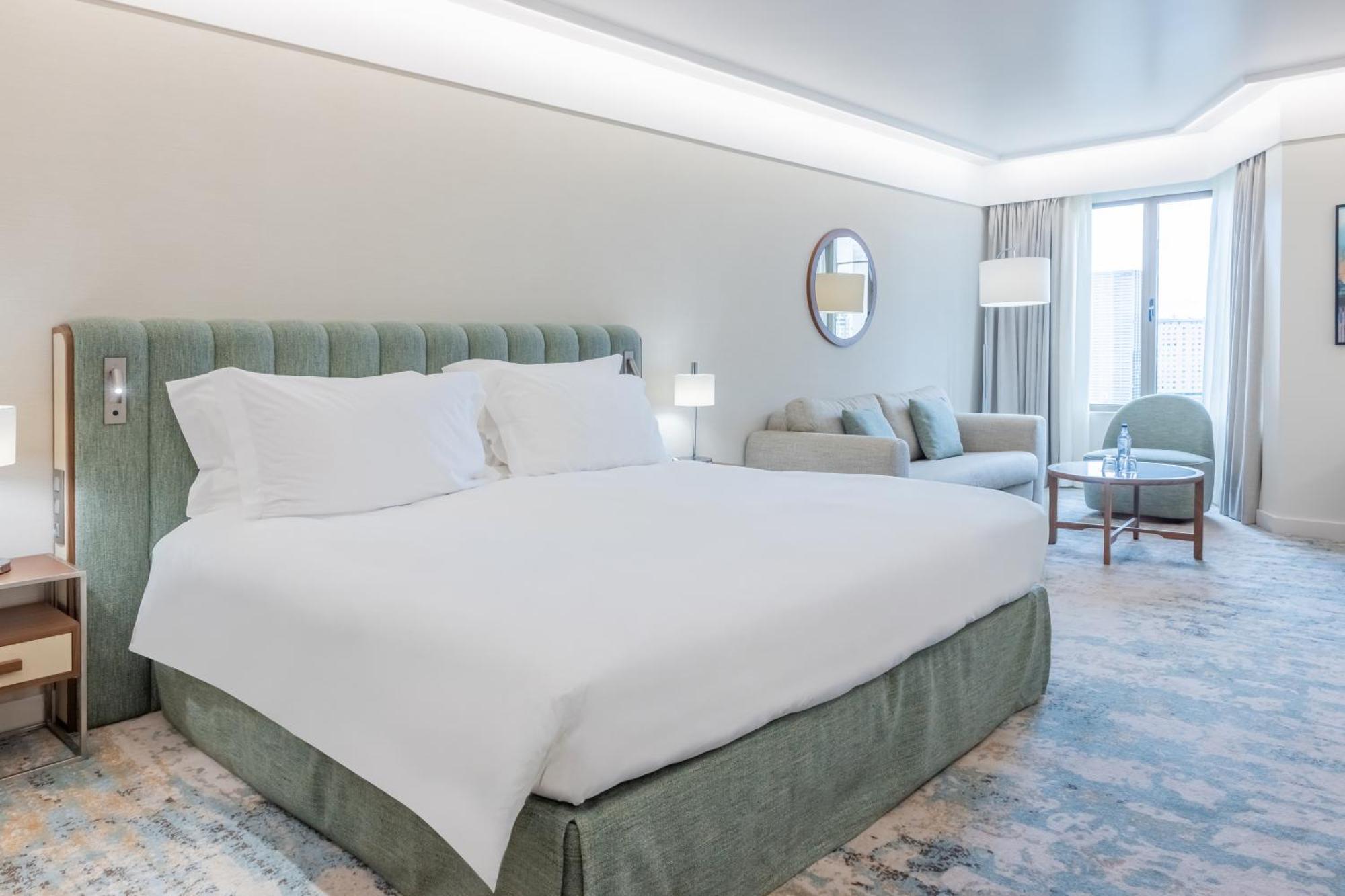 Junior King Suite - High Floor