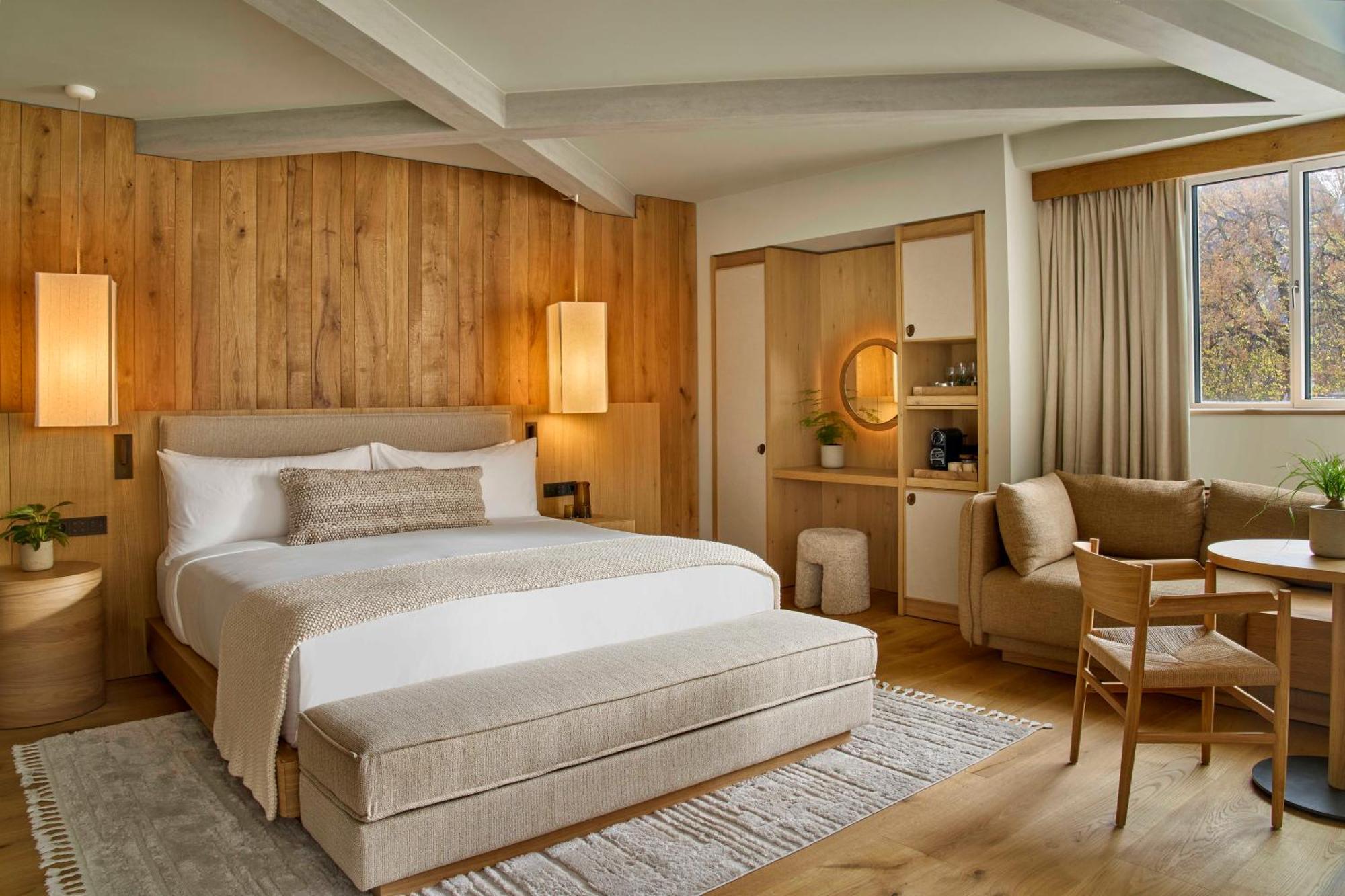 Junior Suite,1742597678:JPEG