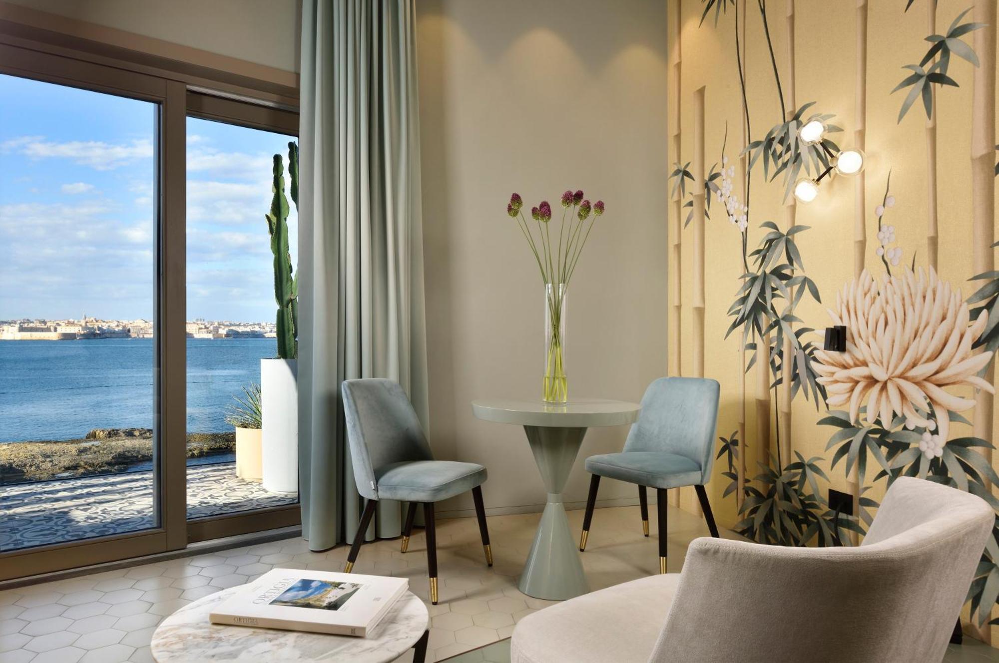 Suite with Sea View