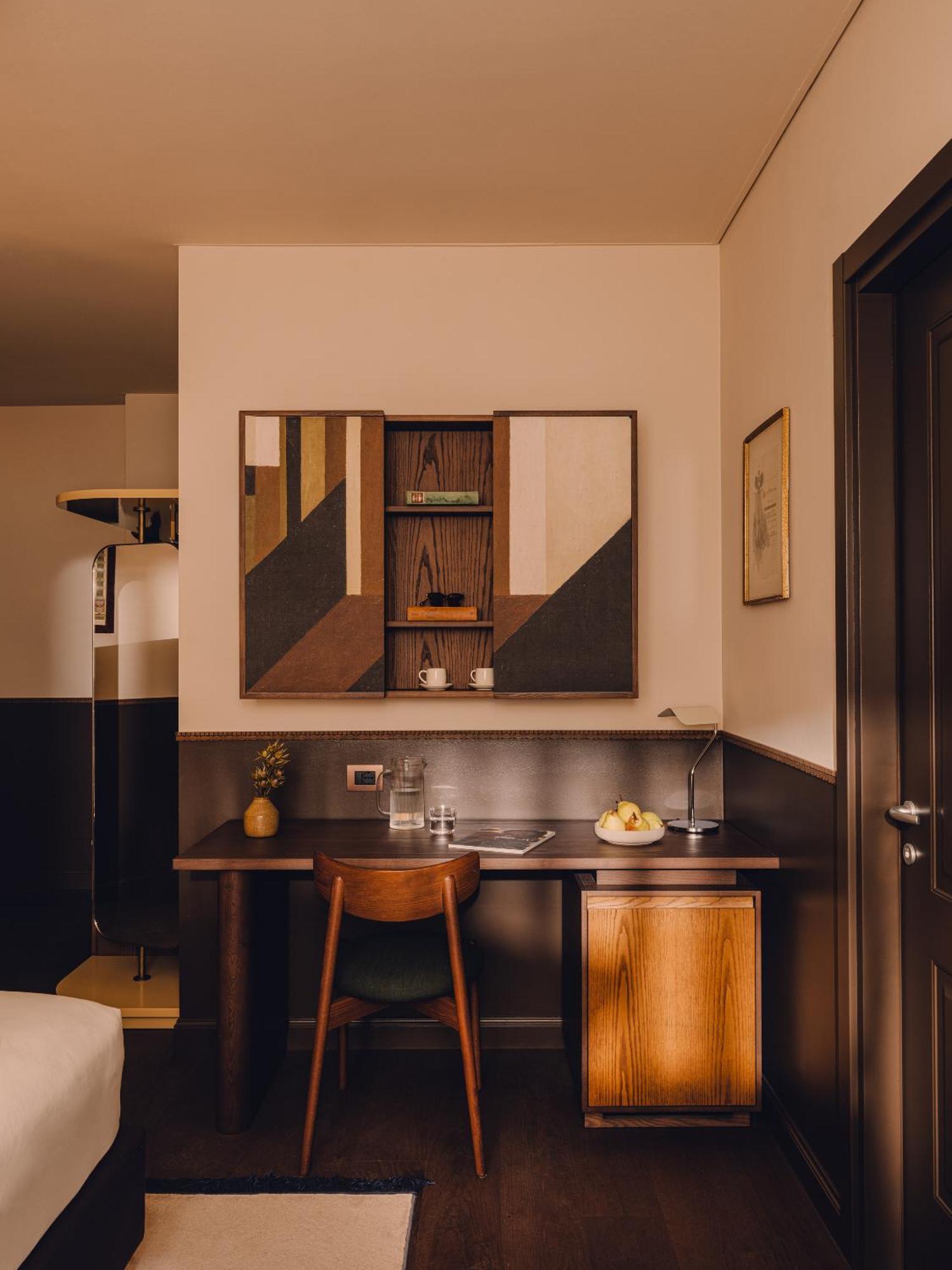 Deluxe Room,1742738487:JPEG