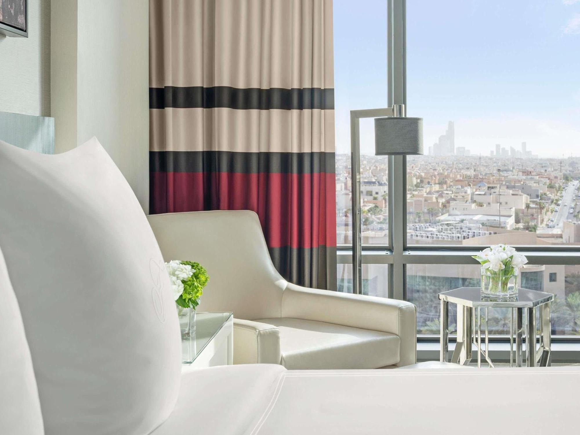 Three Bedroom Royal Suite - Non-smoking