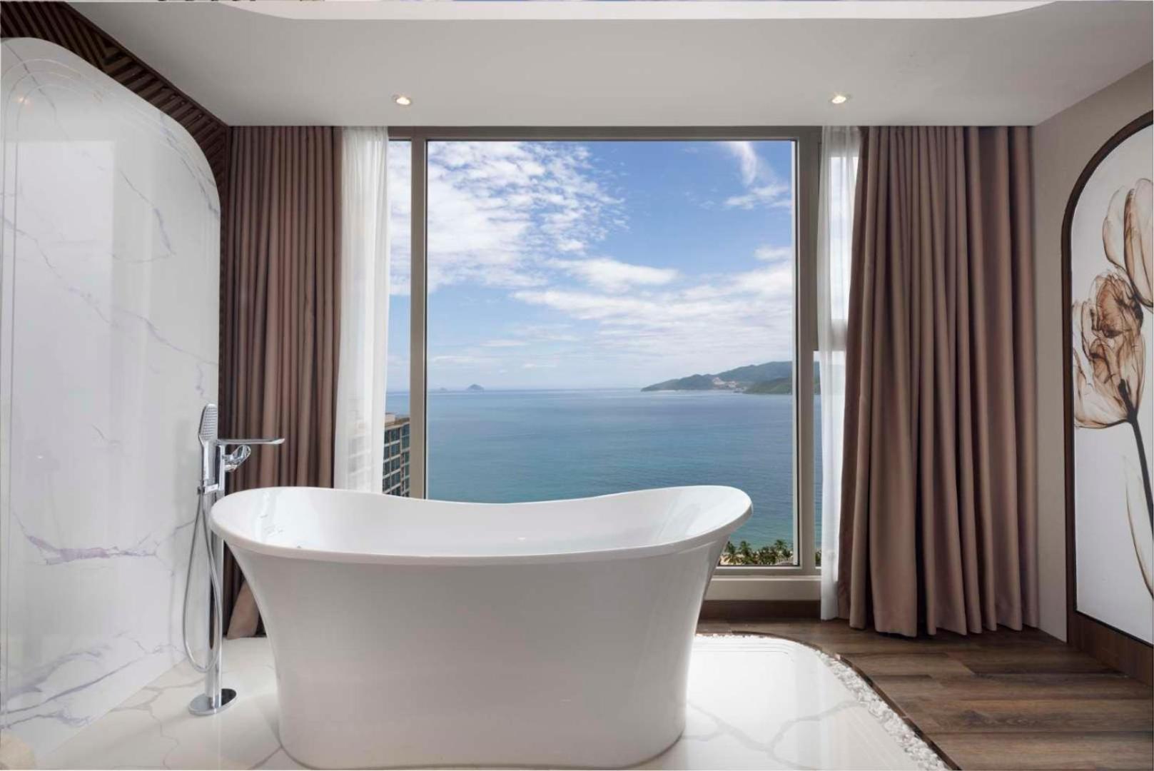 Junior Suite with Ocean View