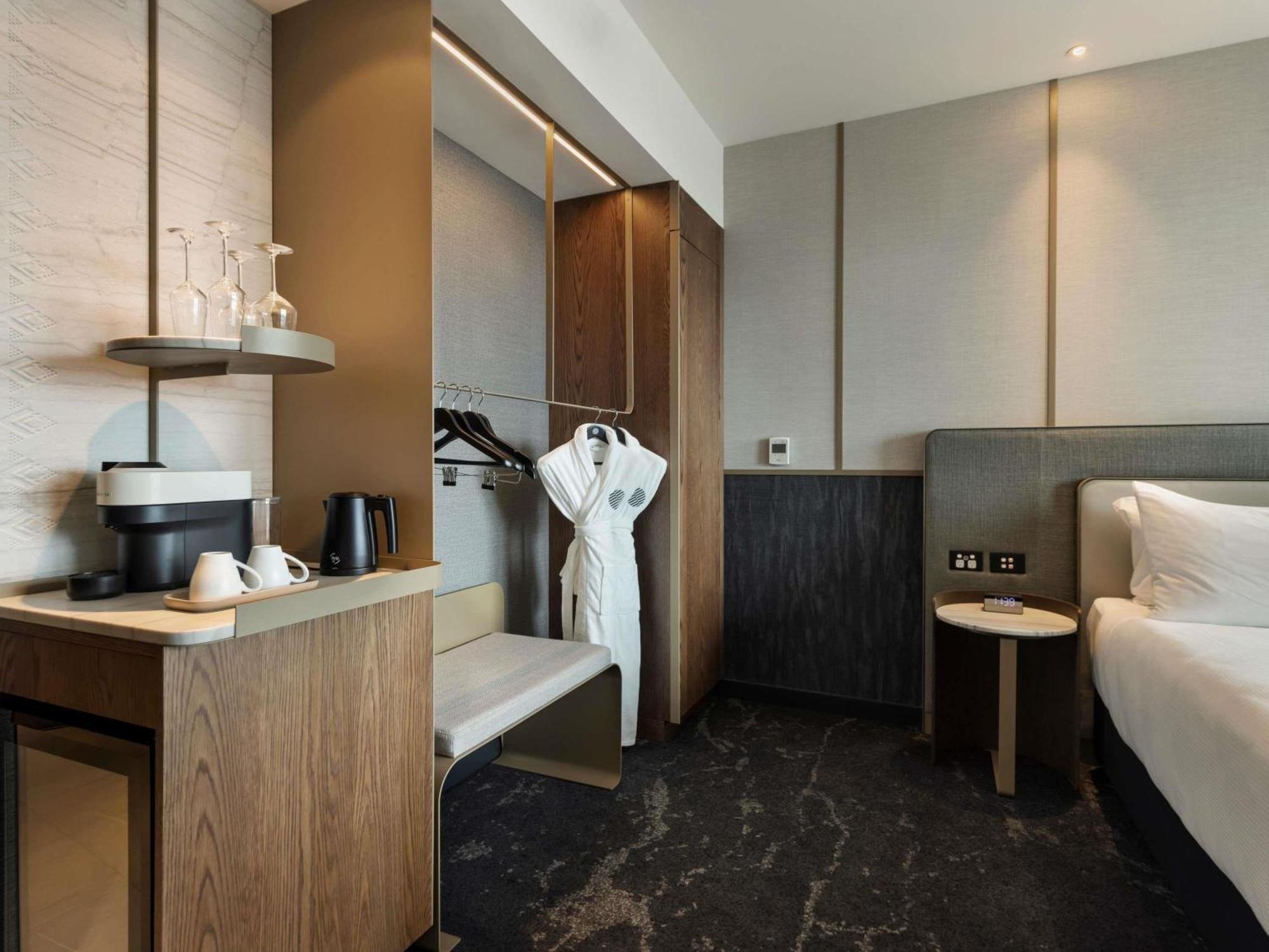 Executive King Room