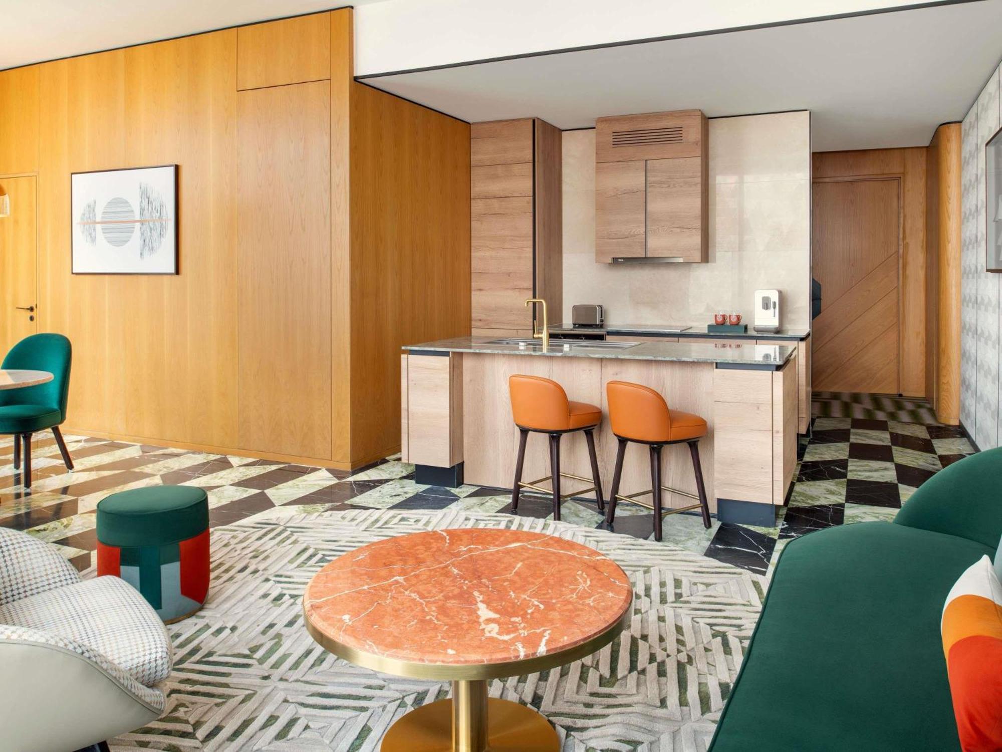 One-Bedroom Signature Apartment