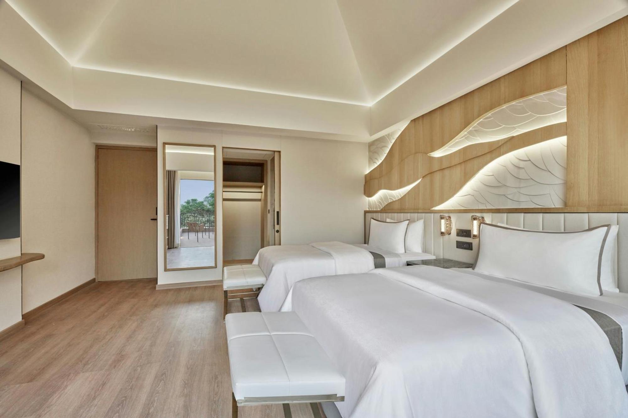 Premium Villa with Two Single Beds and Balcony - Resort View