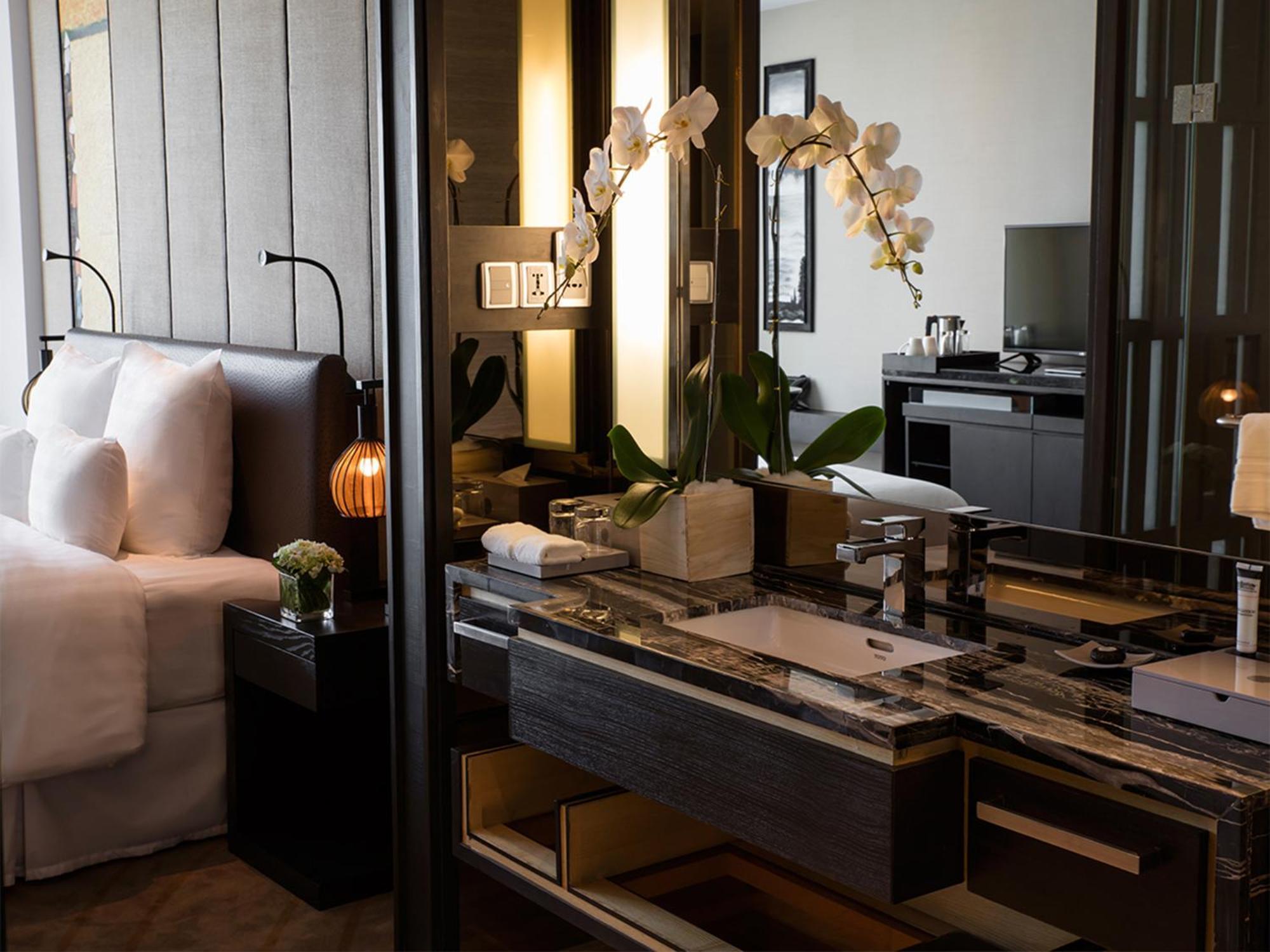 Superior Twin Room with City View