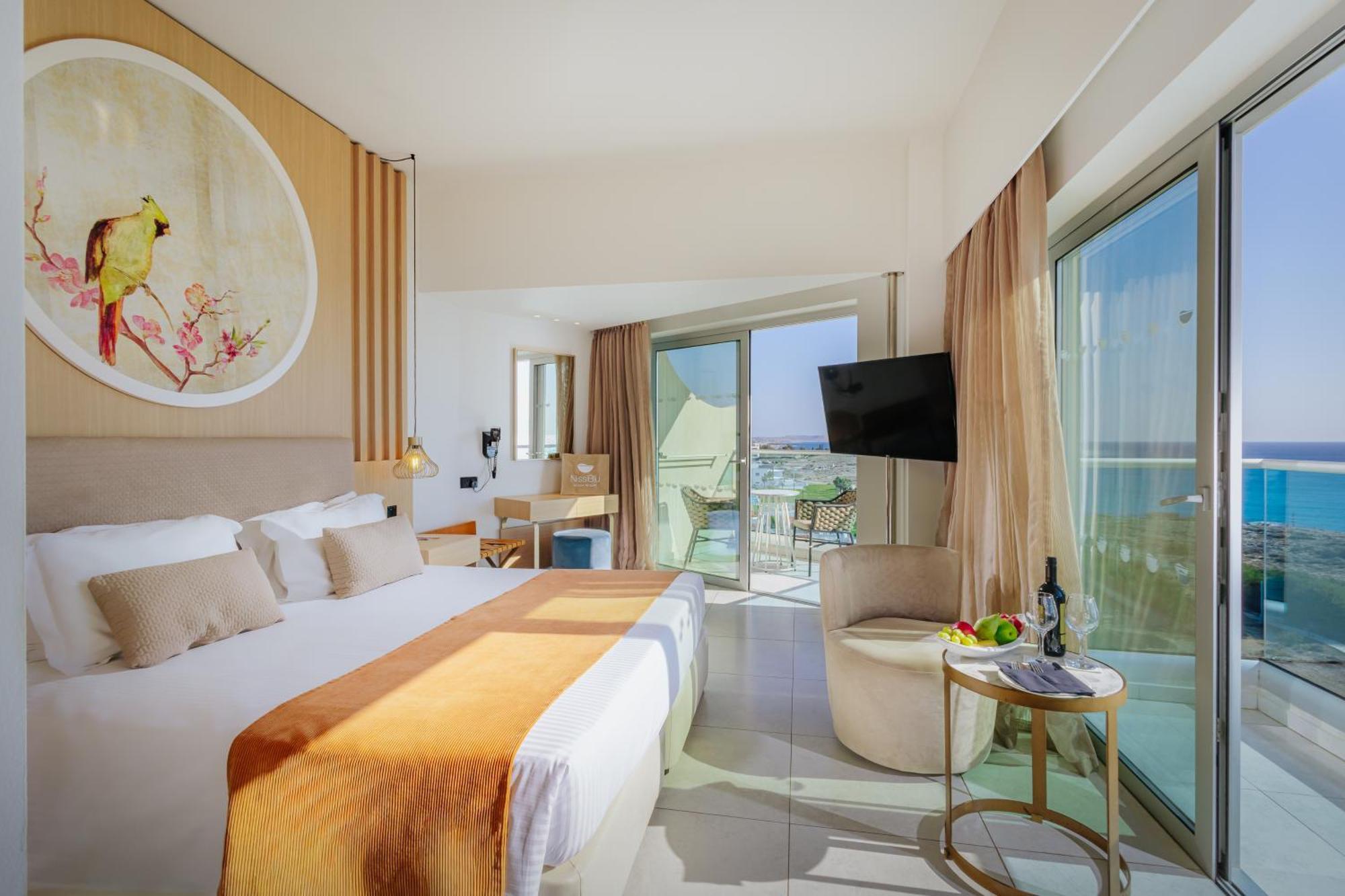 Deluxe Panoramic Sea View