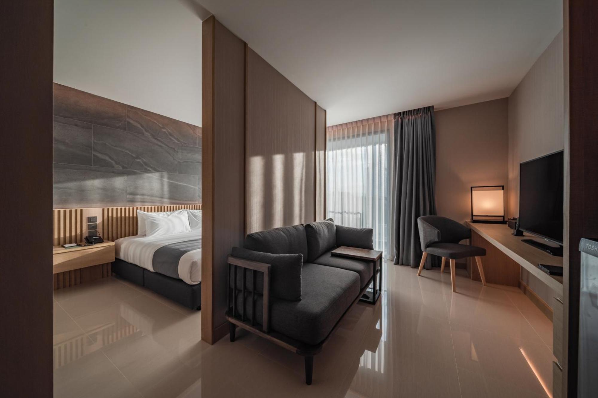 Zen One Bedroom Suite