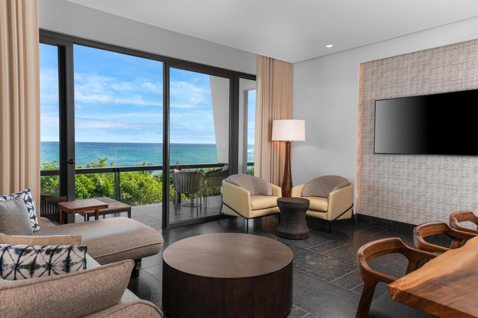 King Suite with Ocean View