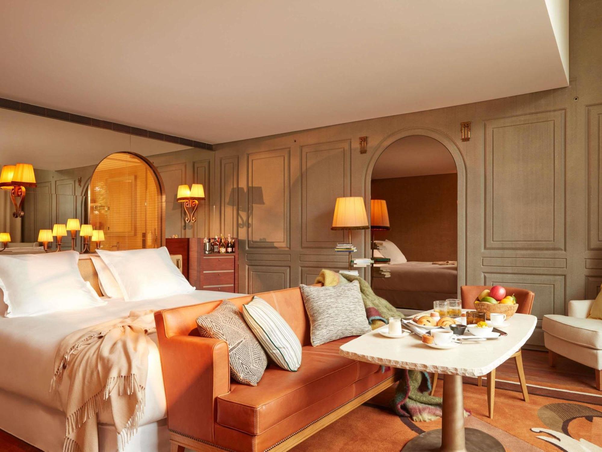 Premier King Room