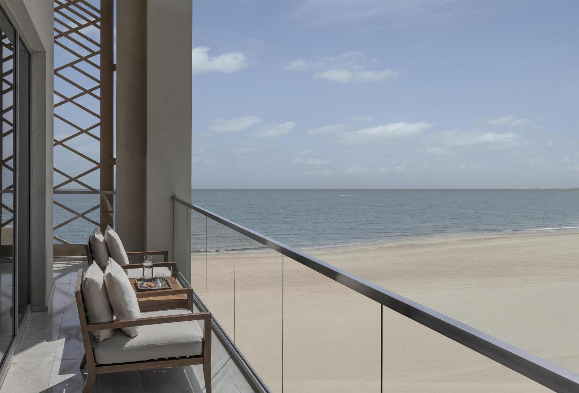 Grand Deluxe Sea View King