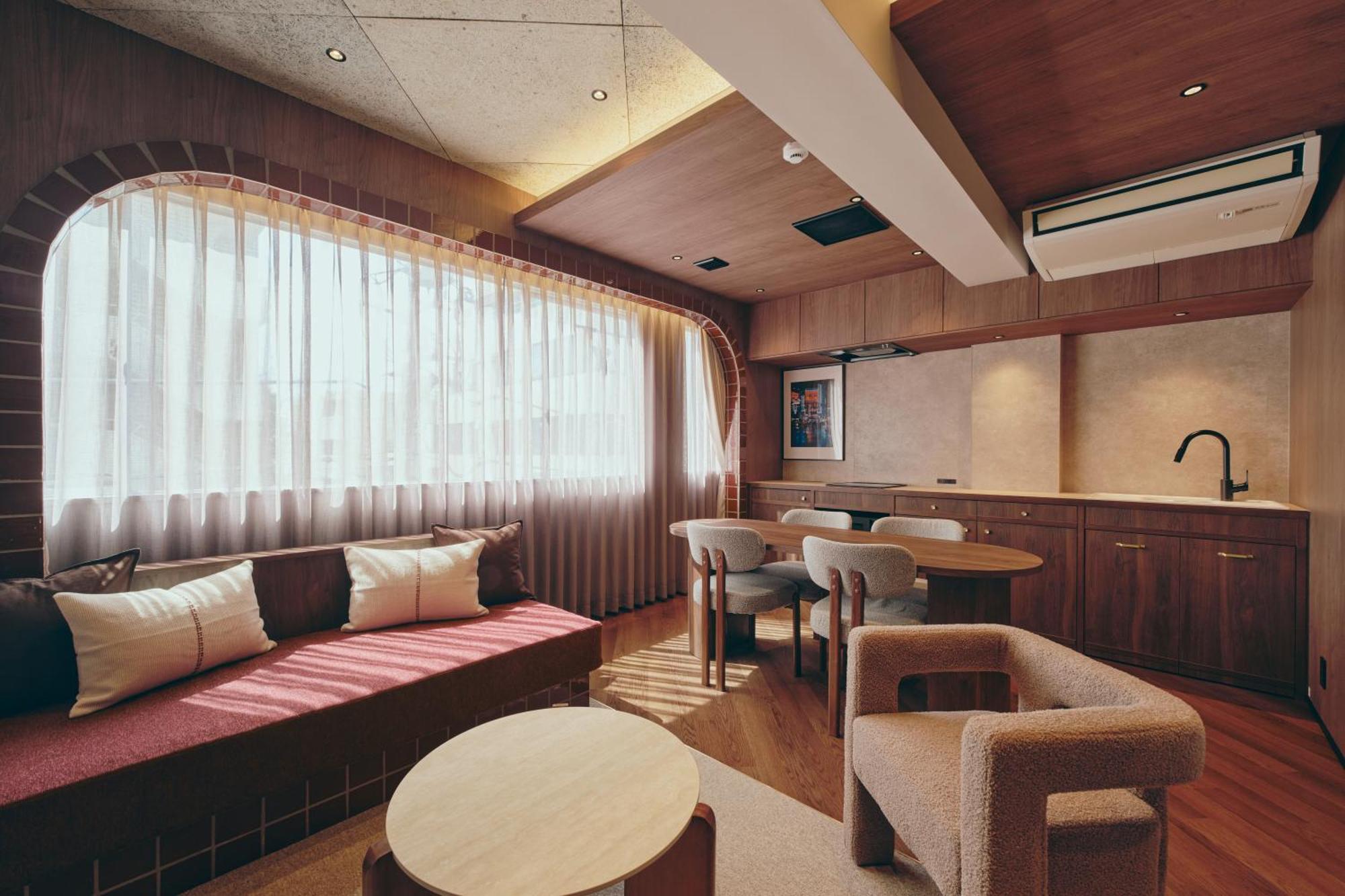 Deluxe Apartment