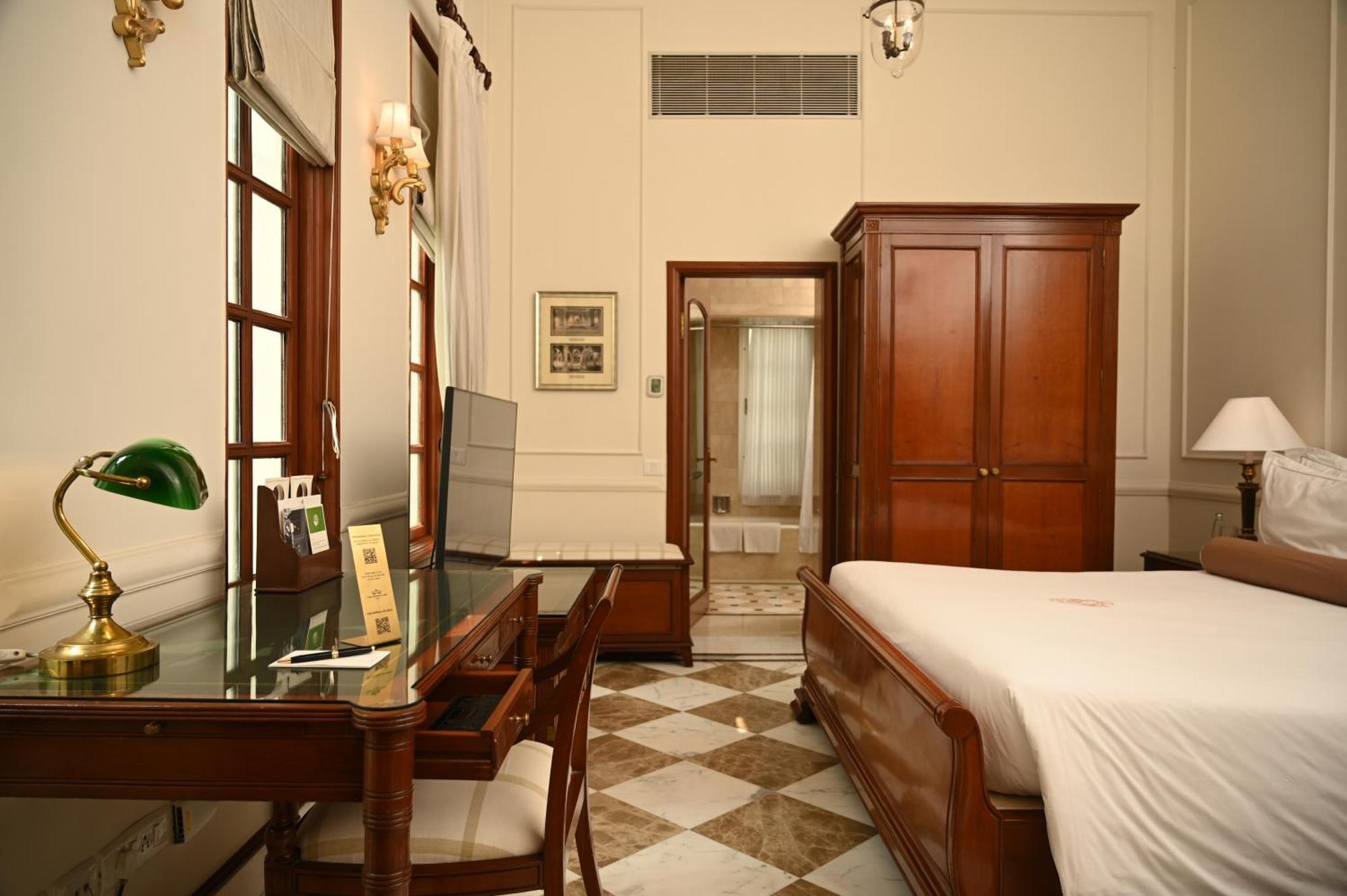 Imperial Room,1765312398:JPEG