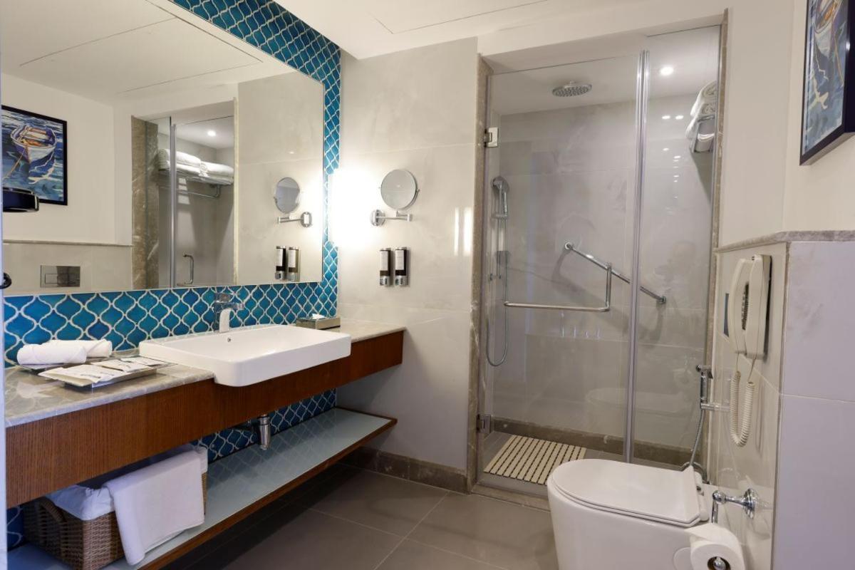 Garden View Room (15% off on Spa, Salon and Laundry service)