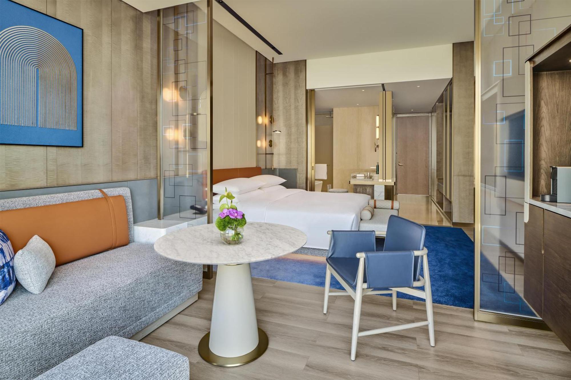 Premium King Room