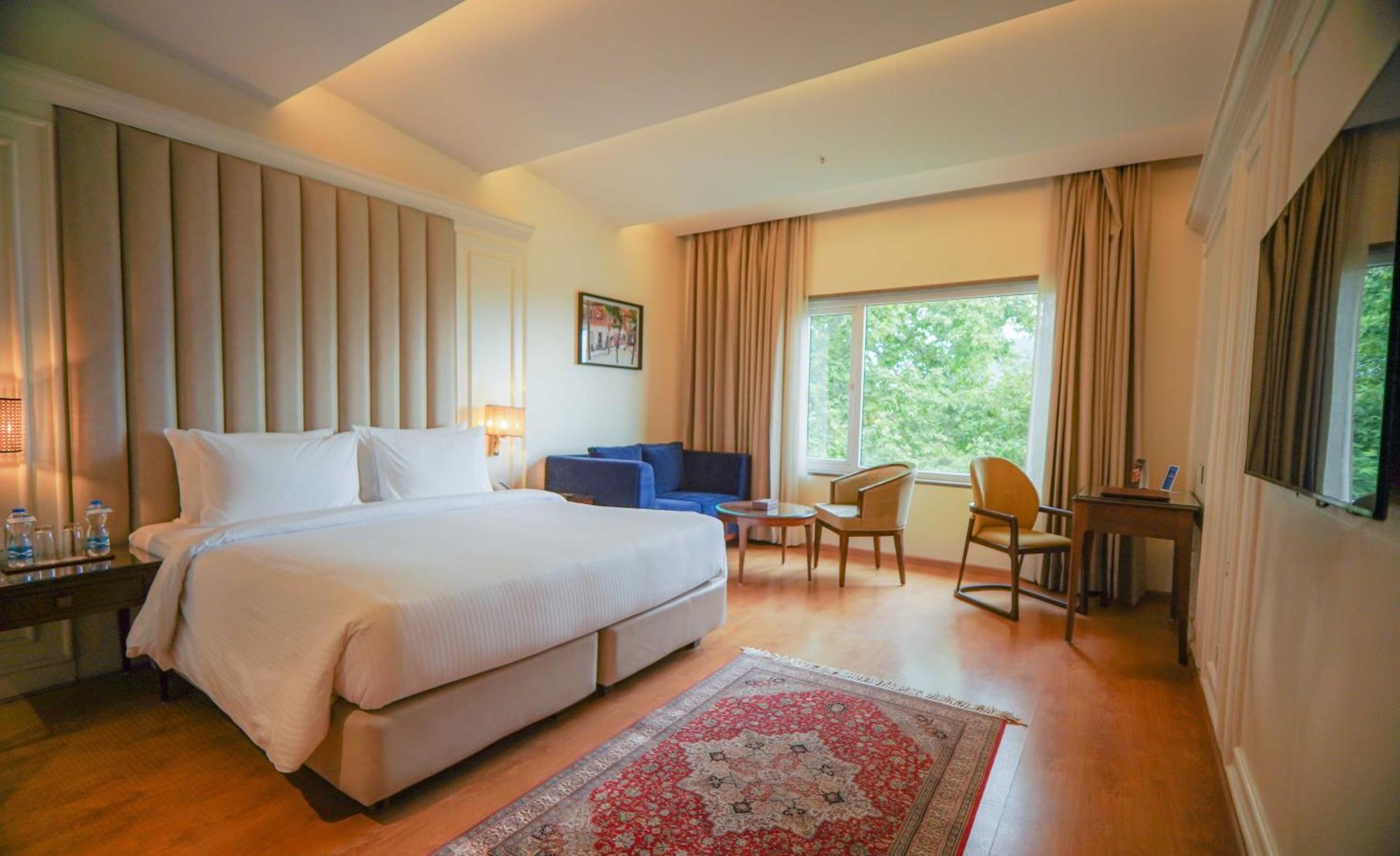 Standard Room - 1 Double Bed