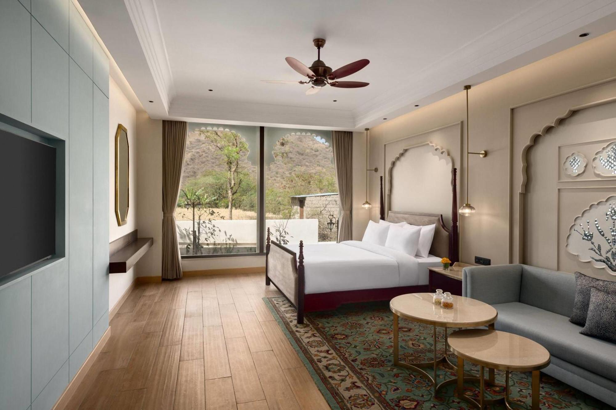 Aravali King Room