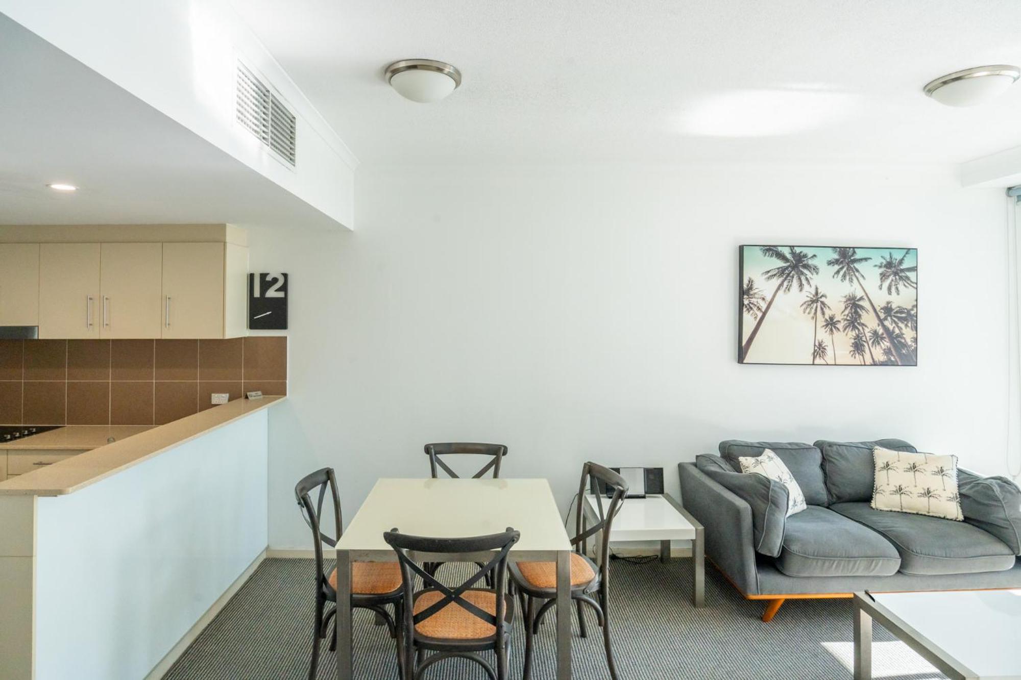 Superior One-Bedroom Apartment