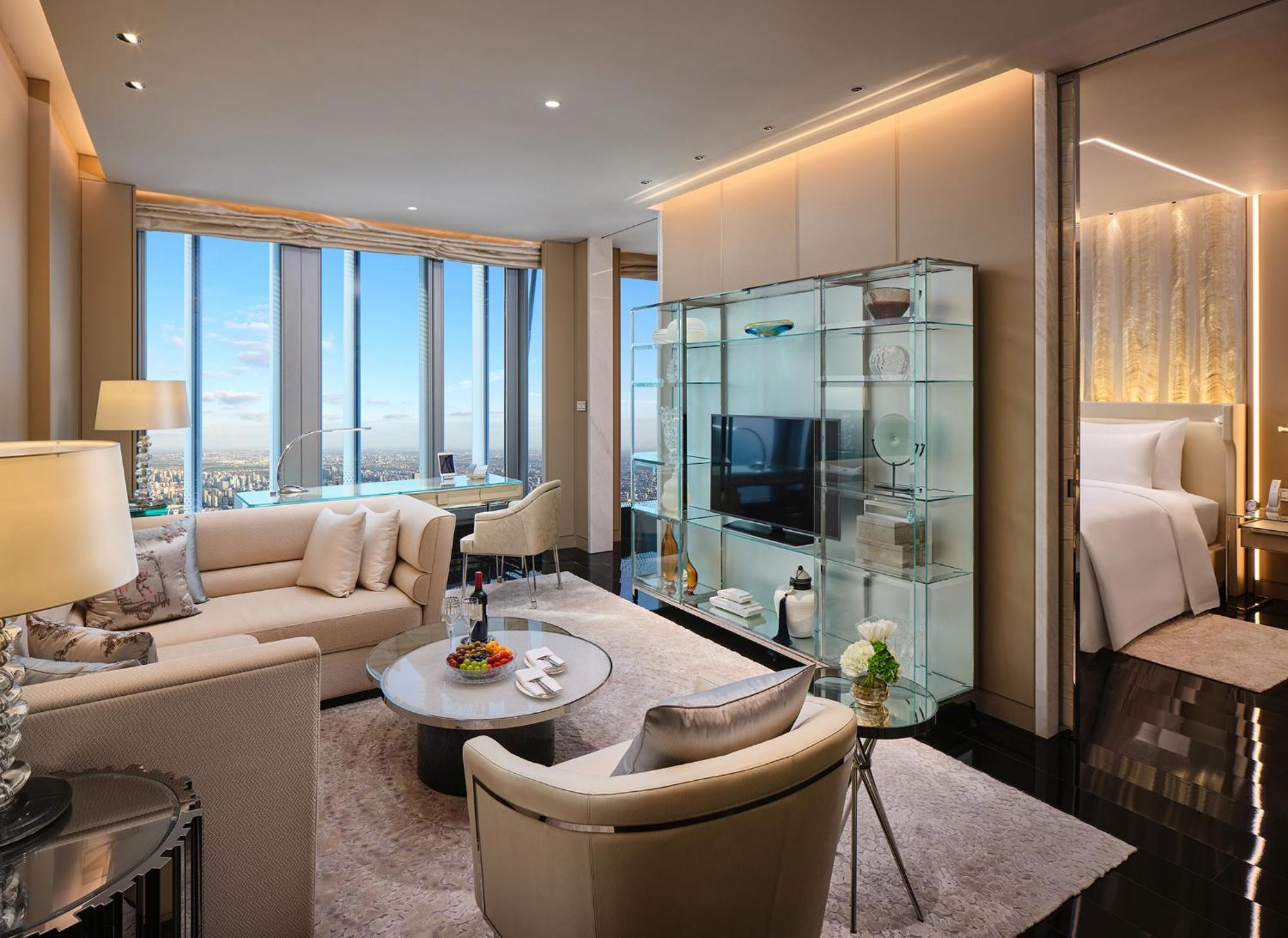 Themed Kid's Grand Suite Bund View, including Happy Hour at Yi Lounge