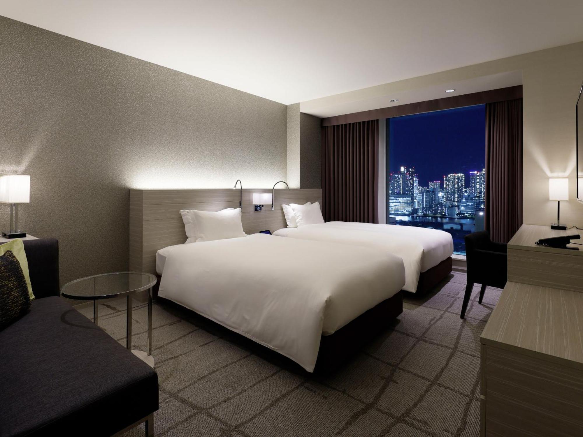 Deluxe Twin Room with View Bath - Smoking