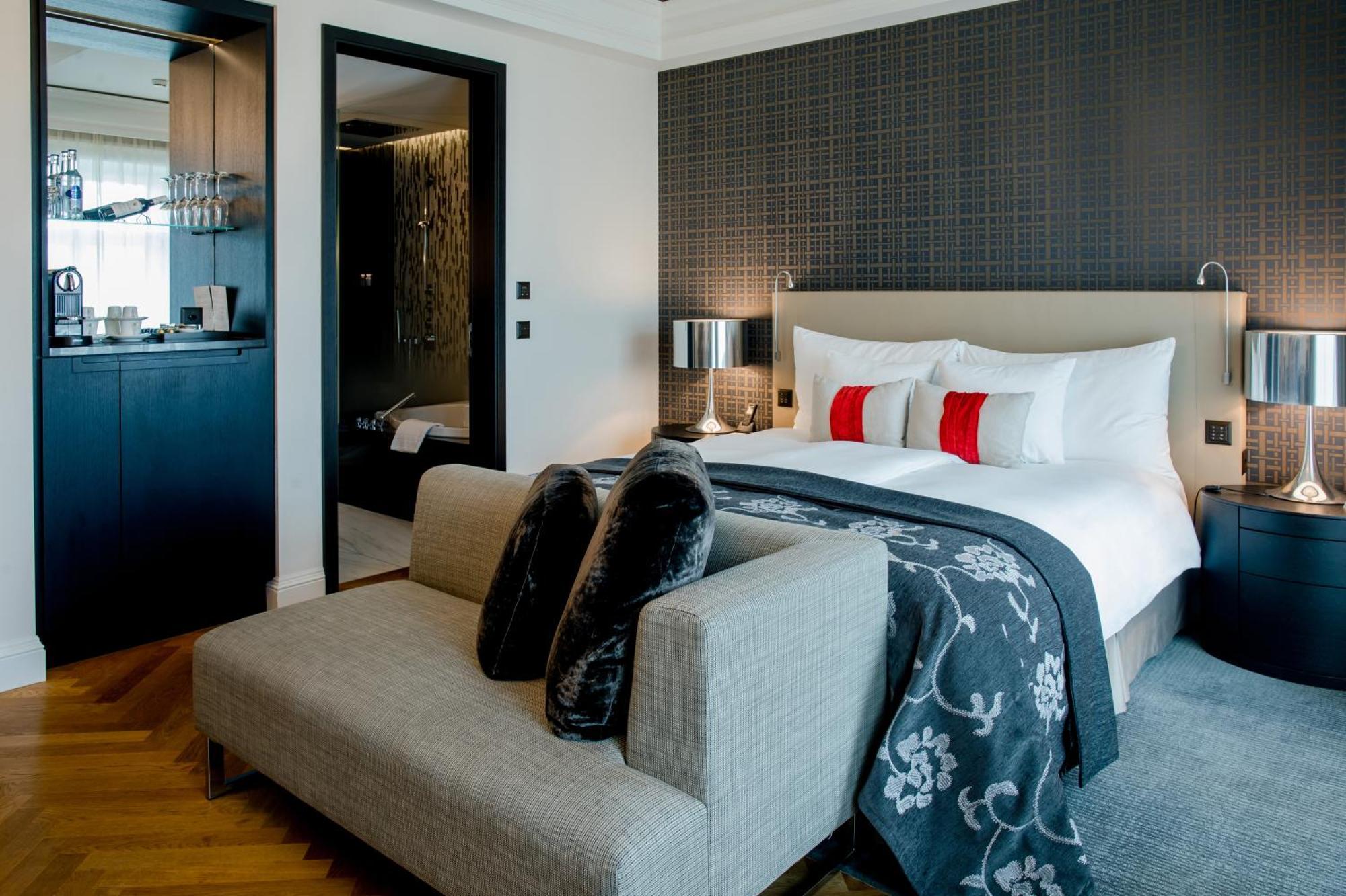 Deluxe Boutique Room