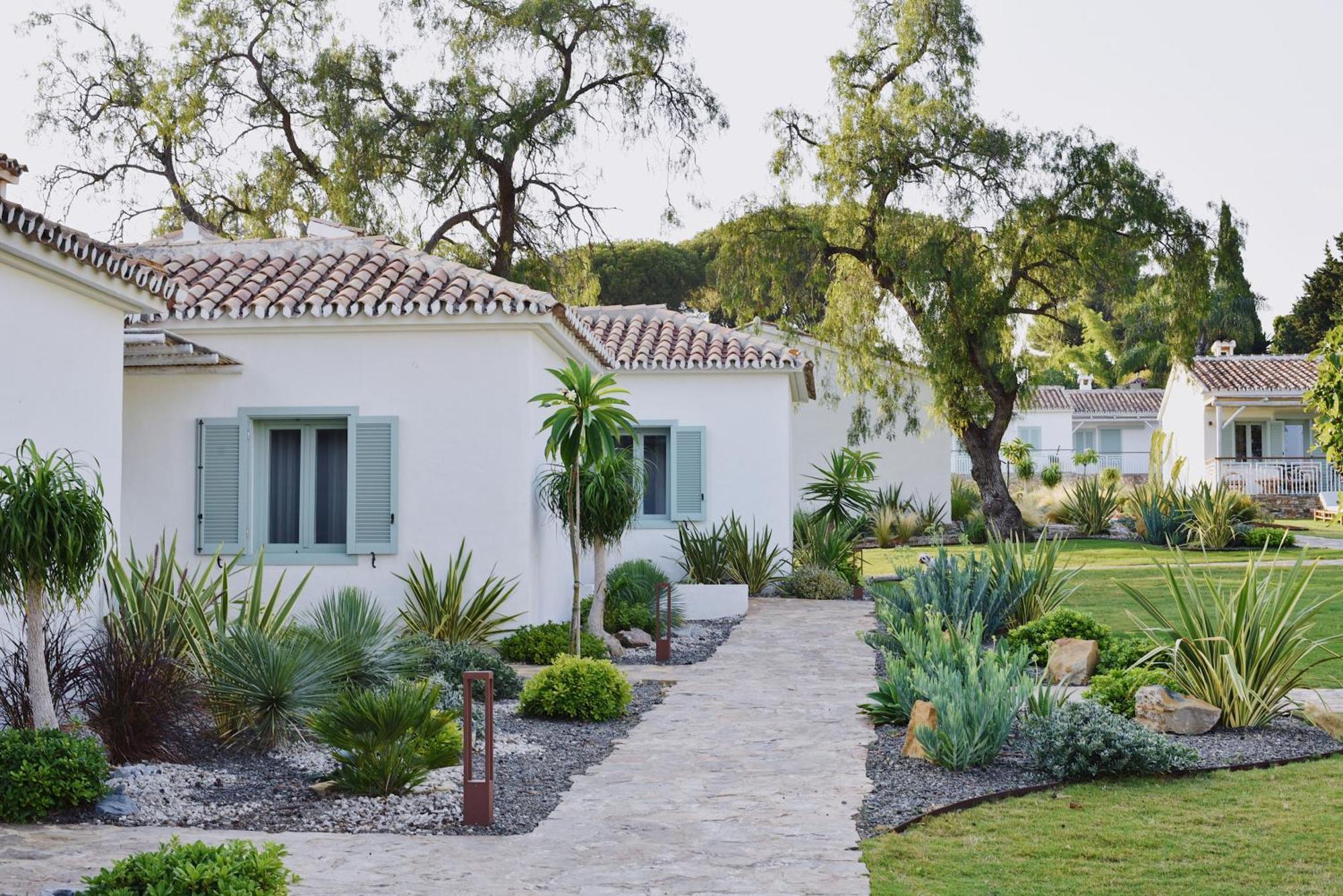 Deluxe Bungalow