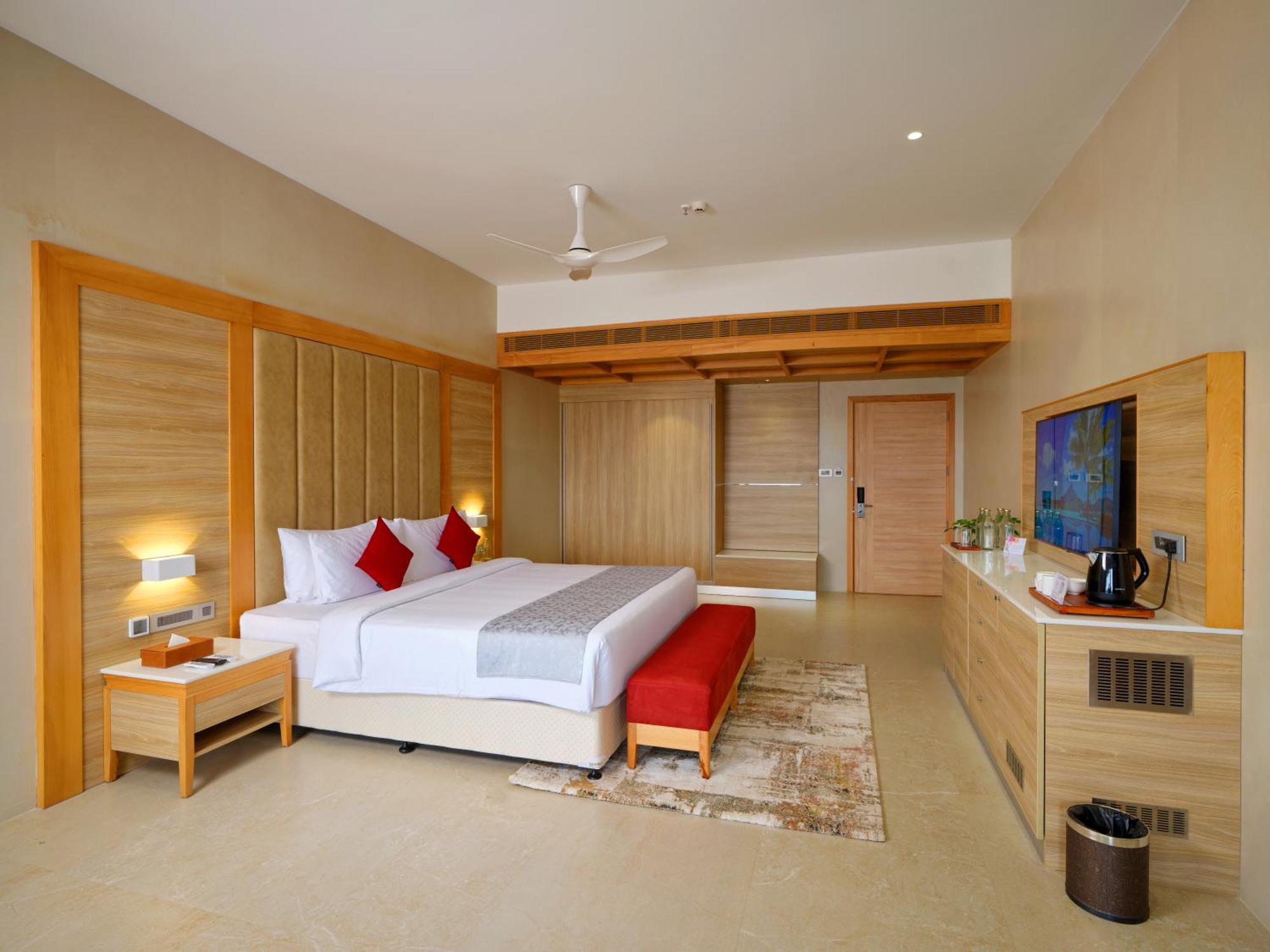 Imperial Plunge Pool