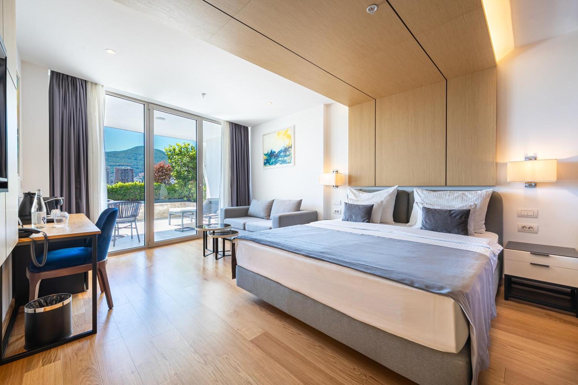 Premium Room with Sea View