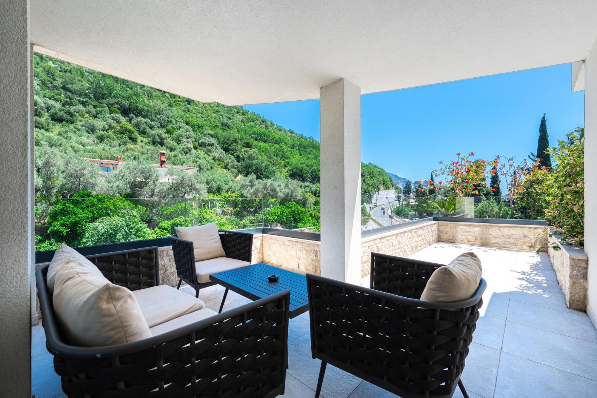 Premium Apartment