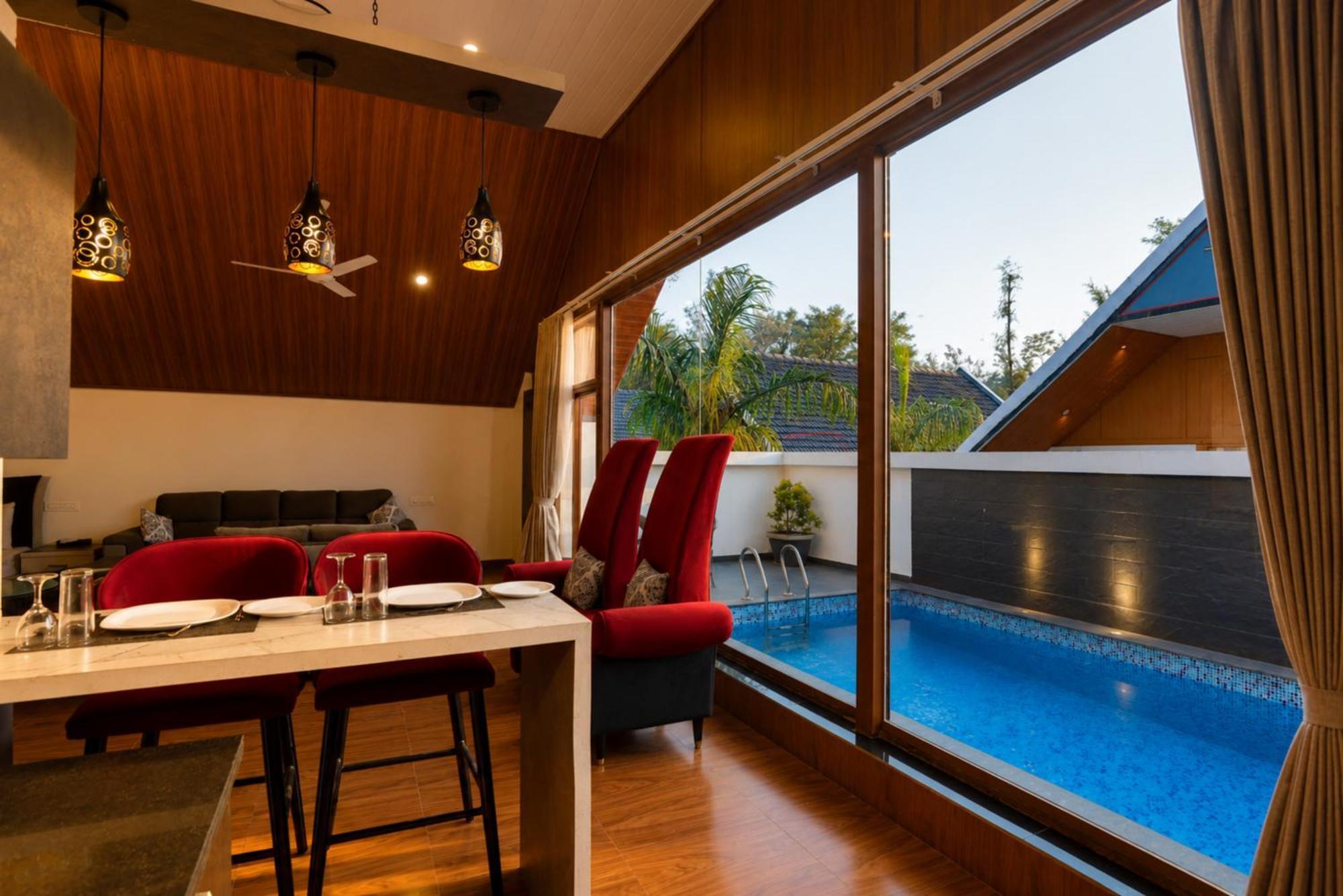 Suite with Private Pool